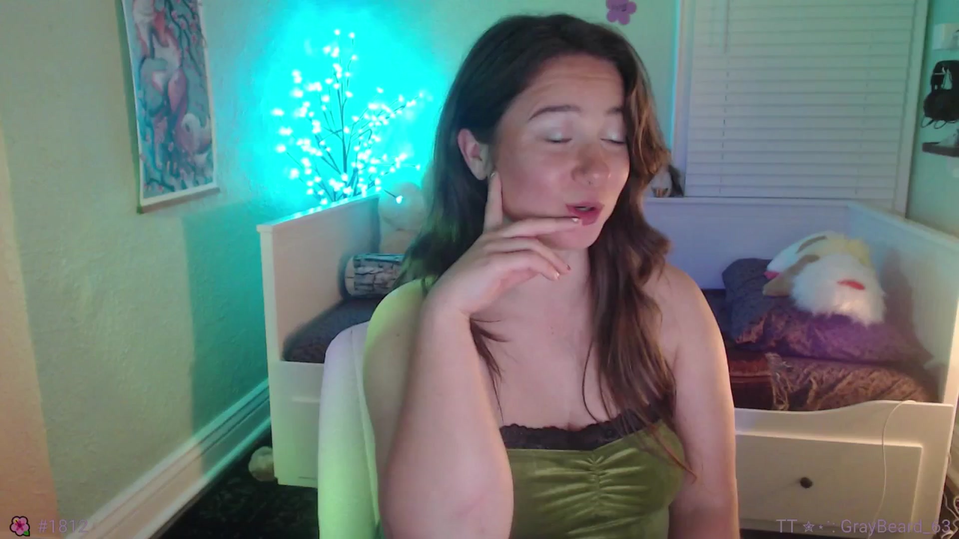 Gallery image thumbnail from Jane_Fern's myfreecams stream on, 05/13/2025, 03:06 image 8 of 20