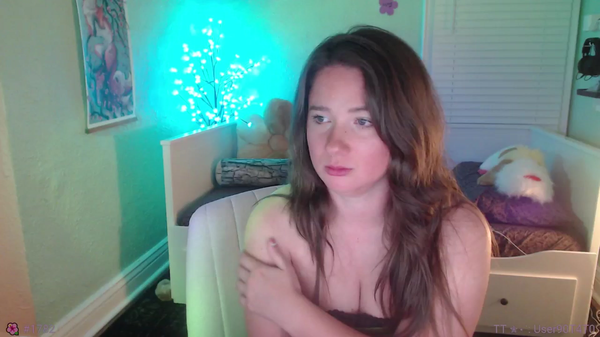 Gallery image thumbnail from Jane_Fern's myfreecams stream on, 05/13/2025, 03:06 image 19 of 20