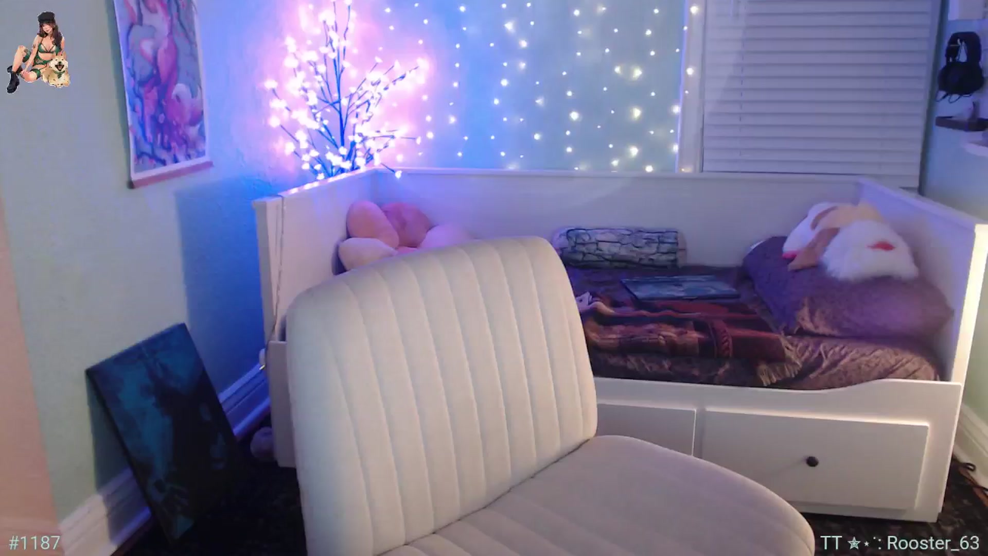 Gallery image thumbnail from Jane_Fern's myfreecams stream on, 07/08/2025, 04:37 image 15 of 20