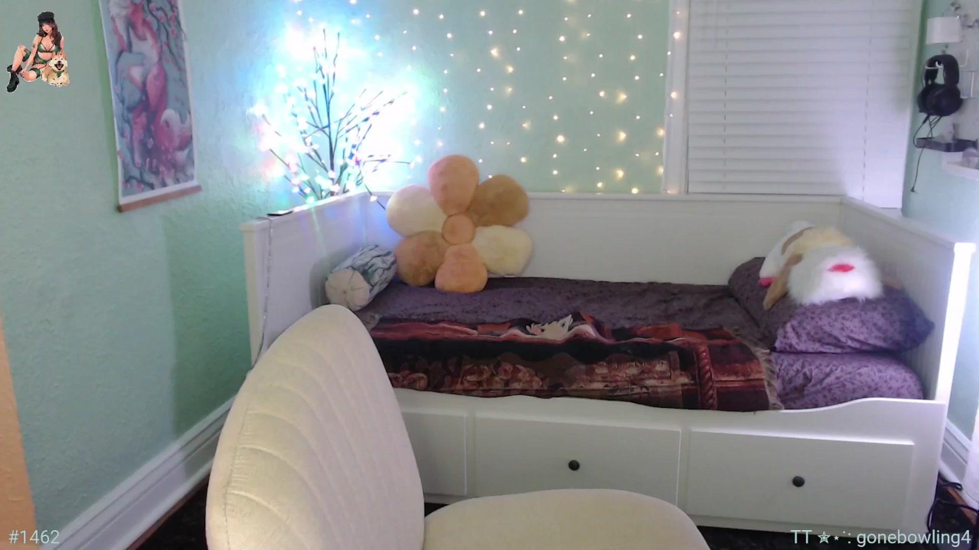 Gallery image thumbnail from Jane_Fern's myfreecams stream on, 07/16/2025, 02:25 image 18 of 20