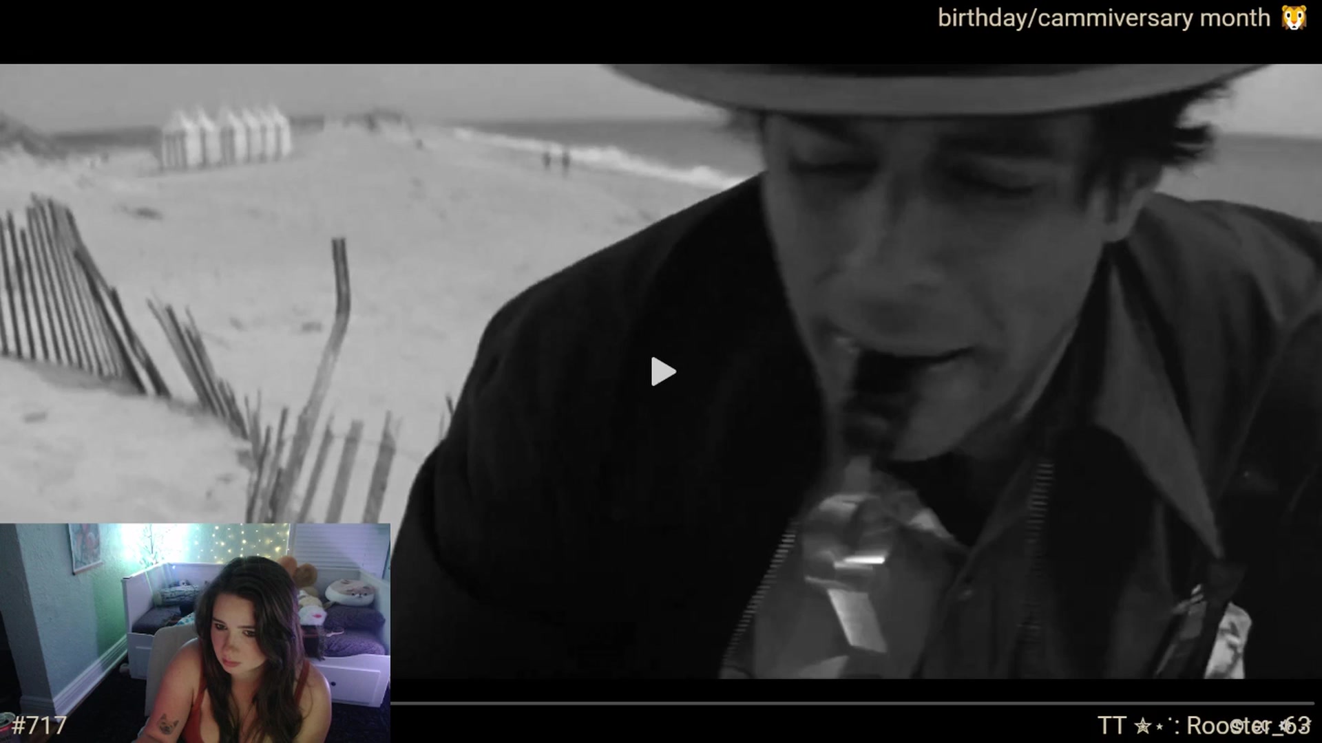 Gallery image thumbnail from Jane_Fern's myfreecams stream on, 08/07/2025, 04:38 image 1 of 20