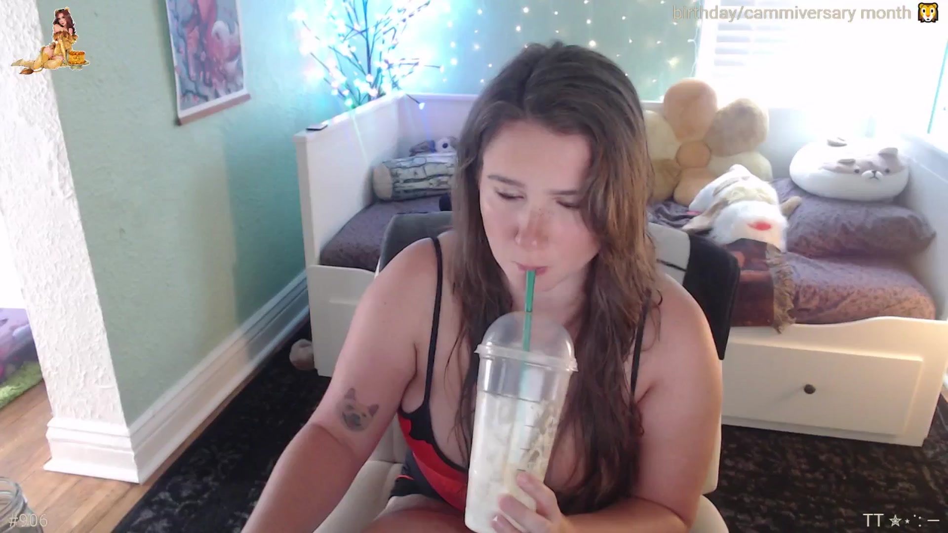 Gallery image thumbnail from Jane_Fern's myfreecams stream on, 08/08/2025, 20:32 image 9 of 20