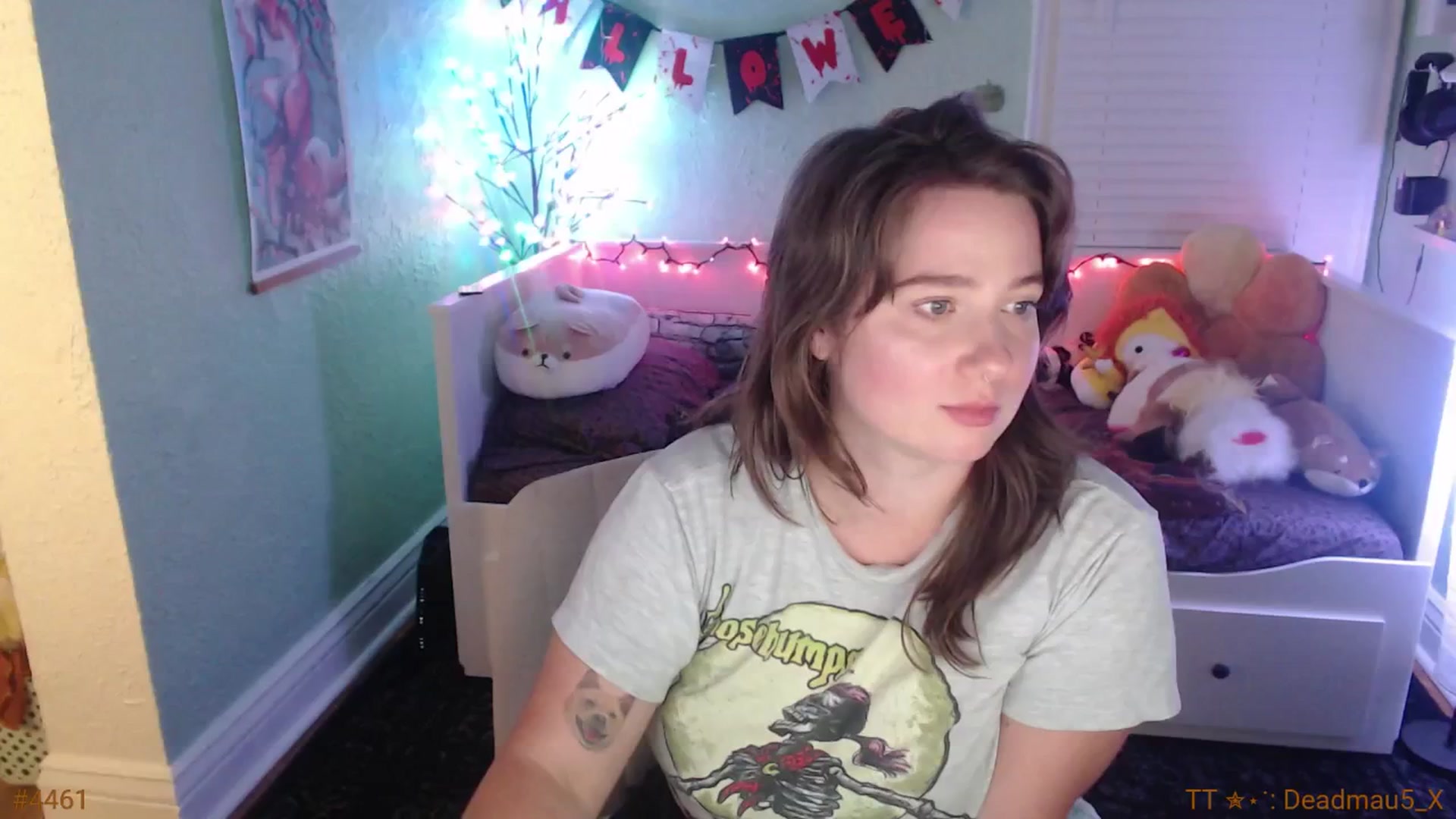 Gallery image thumbnail from Jane_Fern's myfreecams stream on, 10/21/2025, 04:27 image 1 of 20