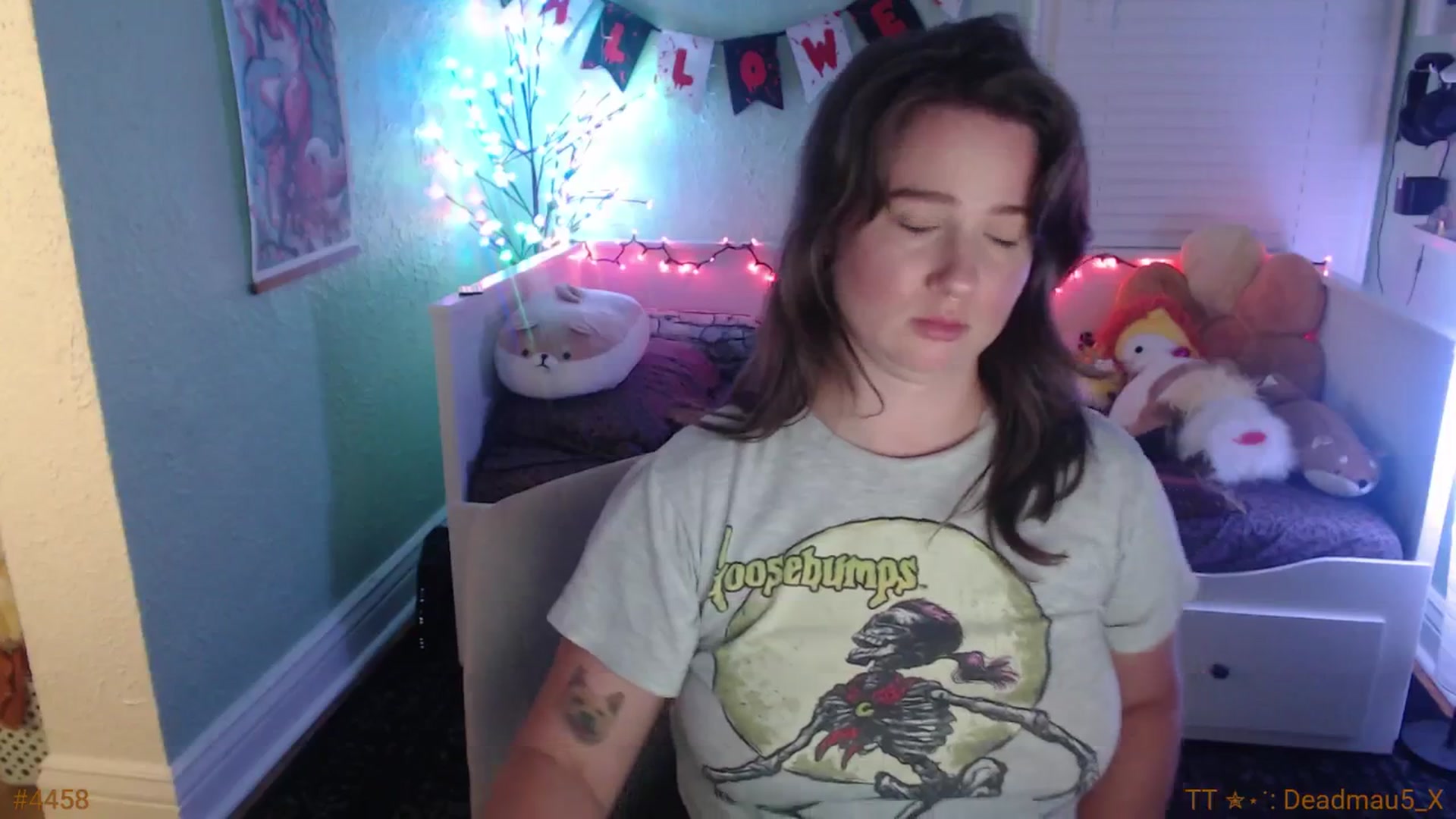 Gallery image thumbnail from Jane_Fern's myfreecams stream on, 10/21/2025, 04:27 image 2 of 20