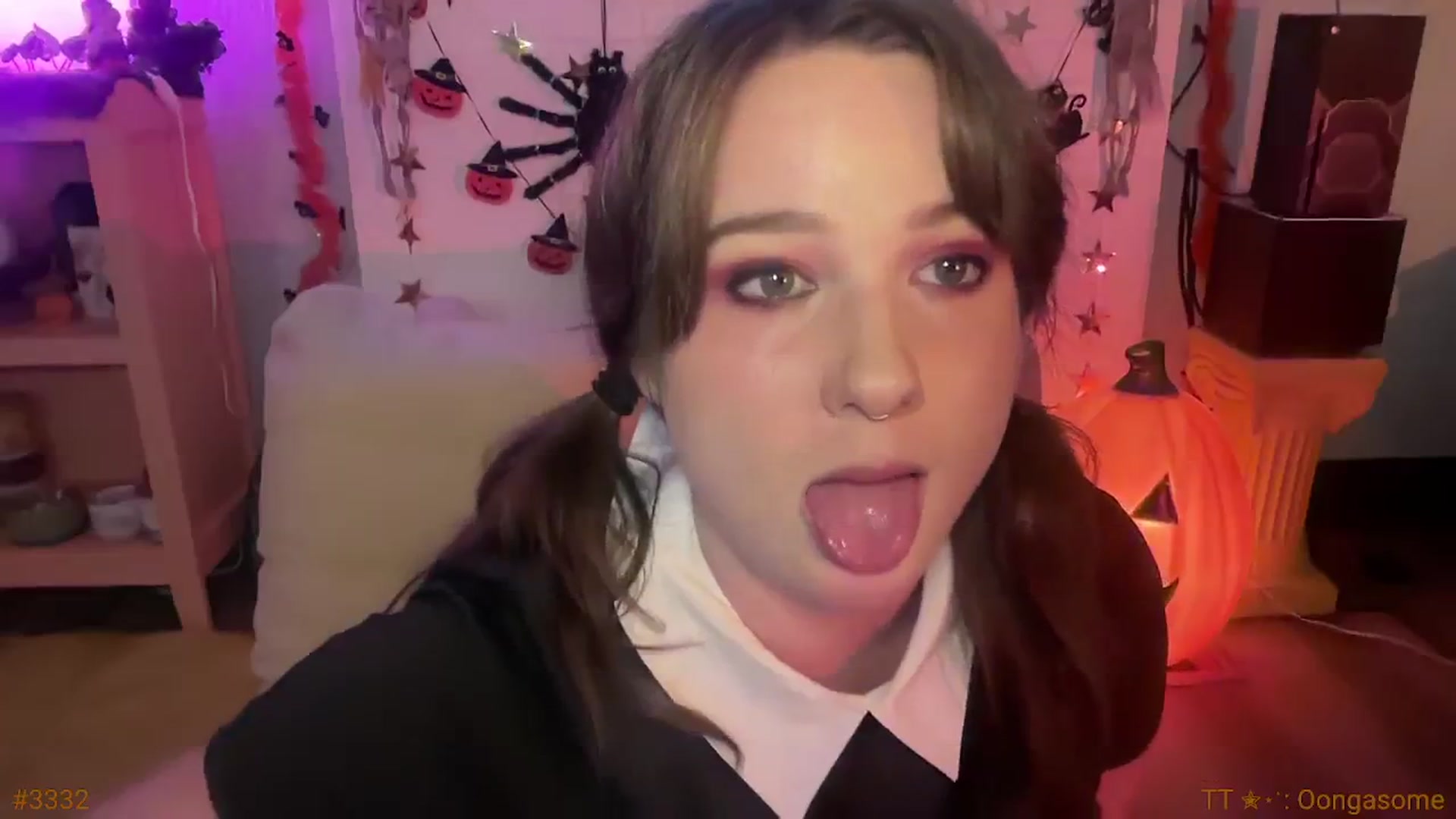 Gallery image thumbnail from Jane_Fern's myfreecams stream on, 10/22/2025, 05:21 image 11 of 20