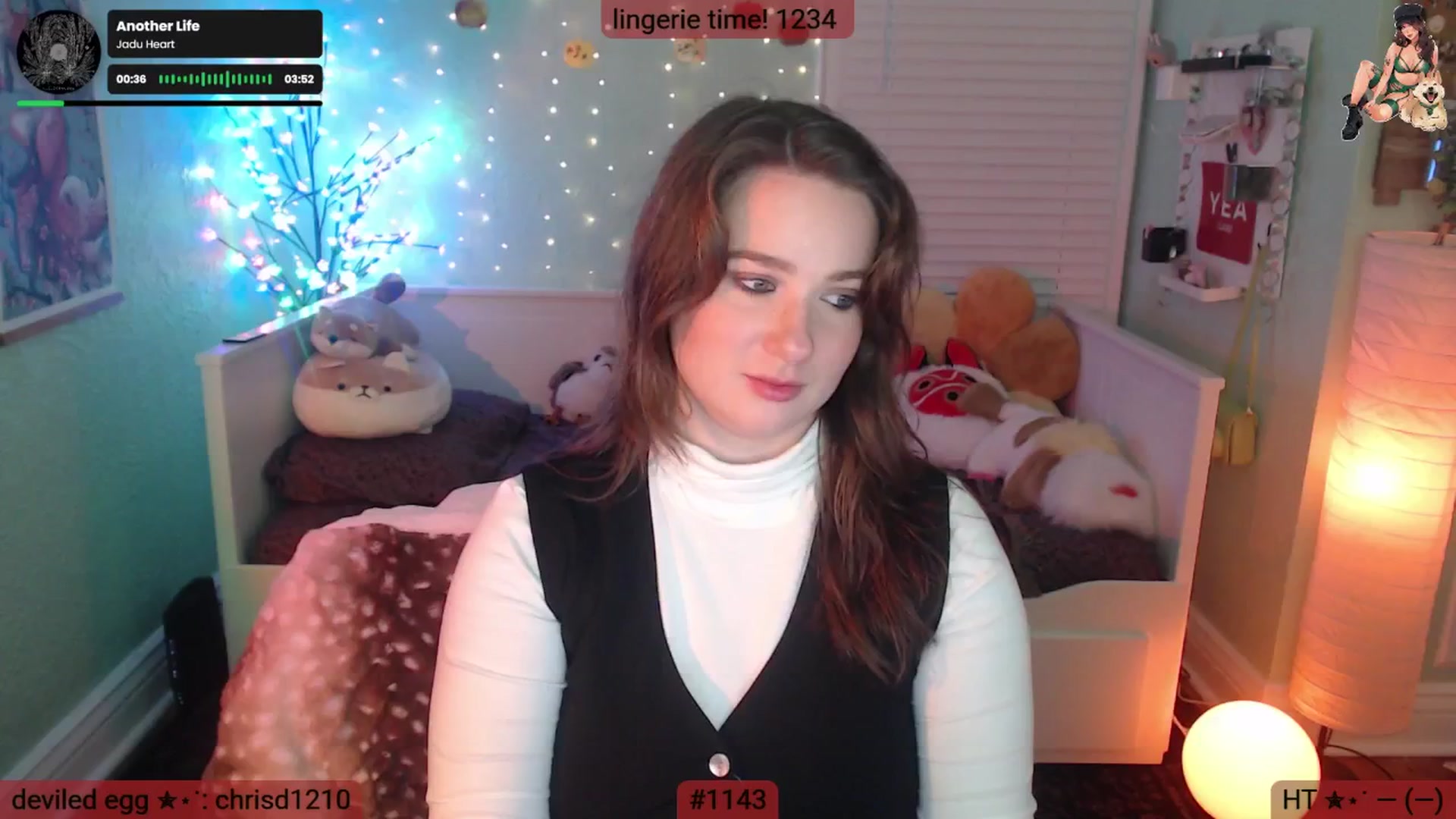 Gallery image thumbnail from Jane_Fern's myfreecams stream on, 11/25/2025, 08:17 image 8 of 20