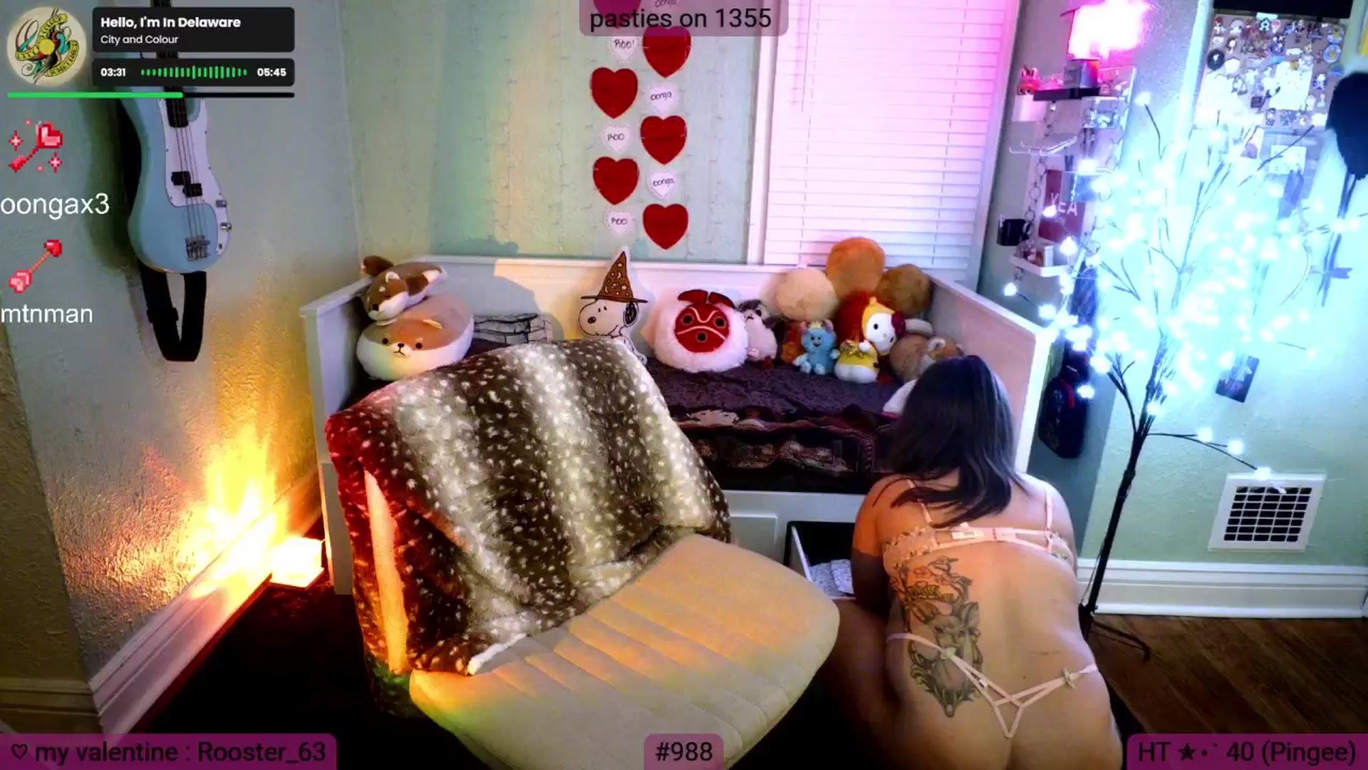 Gallery image thumbnail from Jane_Fern's myfreecams stream on, 02/17/2026, 04:03 image 8 of 20