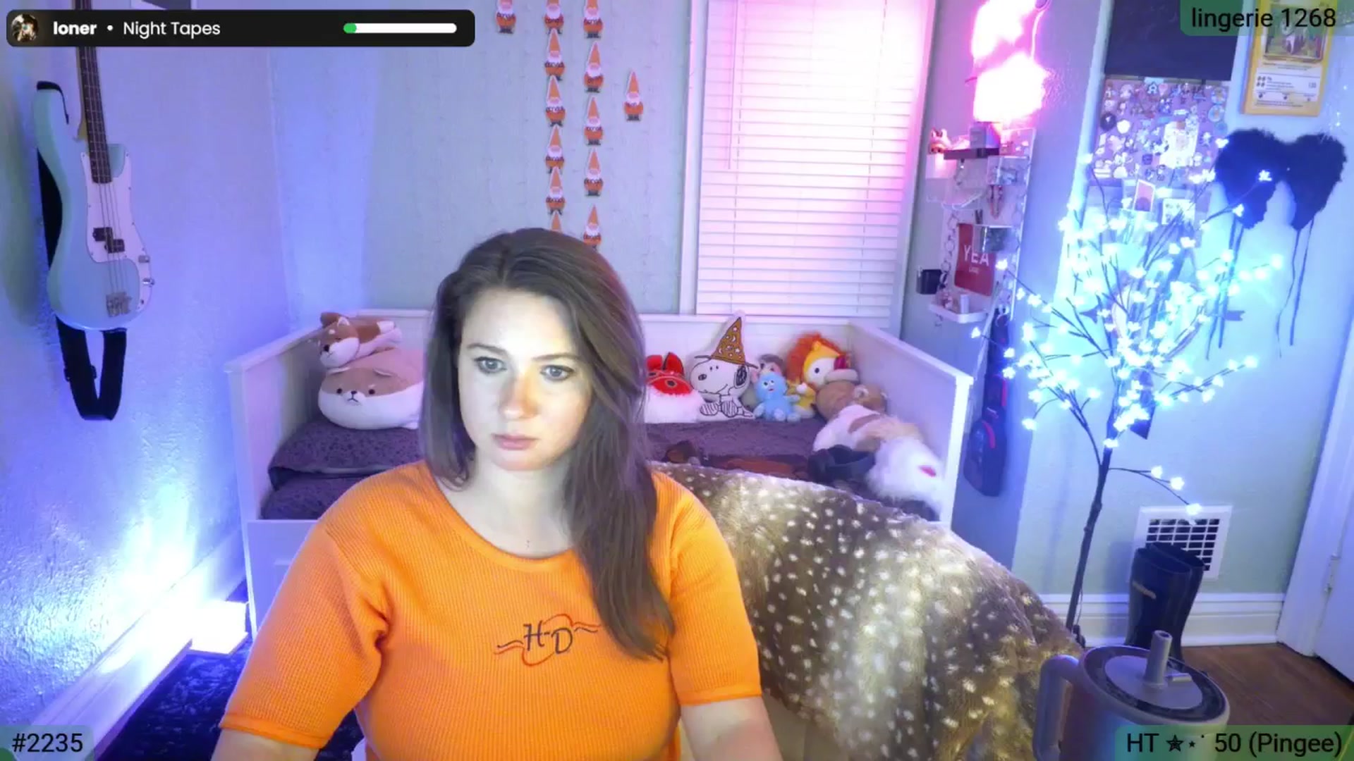 Gallery image thumbnail from Jane_Fern's myfreecams stream on, 03/17/2026, 03:50 image 8 of 20