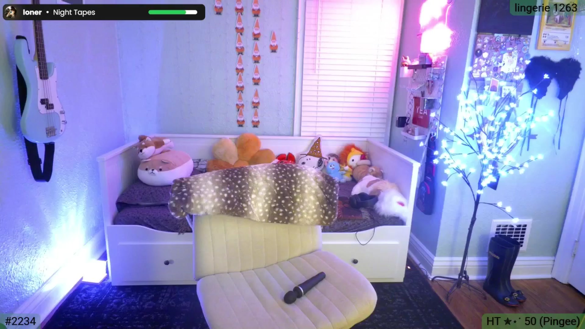 Gallery image thumbnail from Jane_Fern's myfreecams stream on, 03/17/2026, 03:50 image 9 of 20