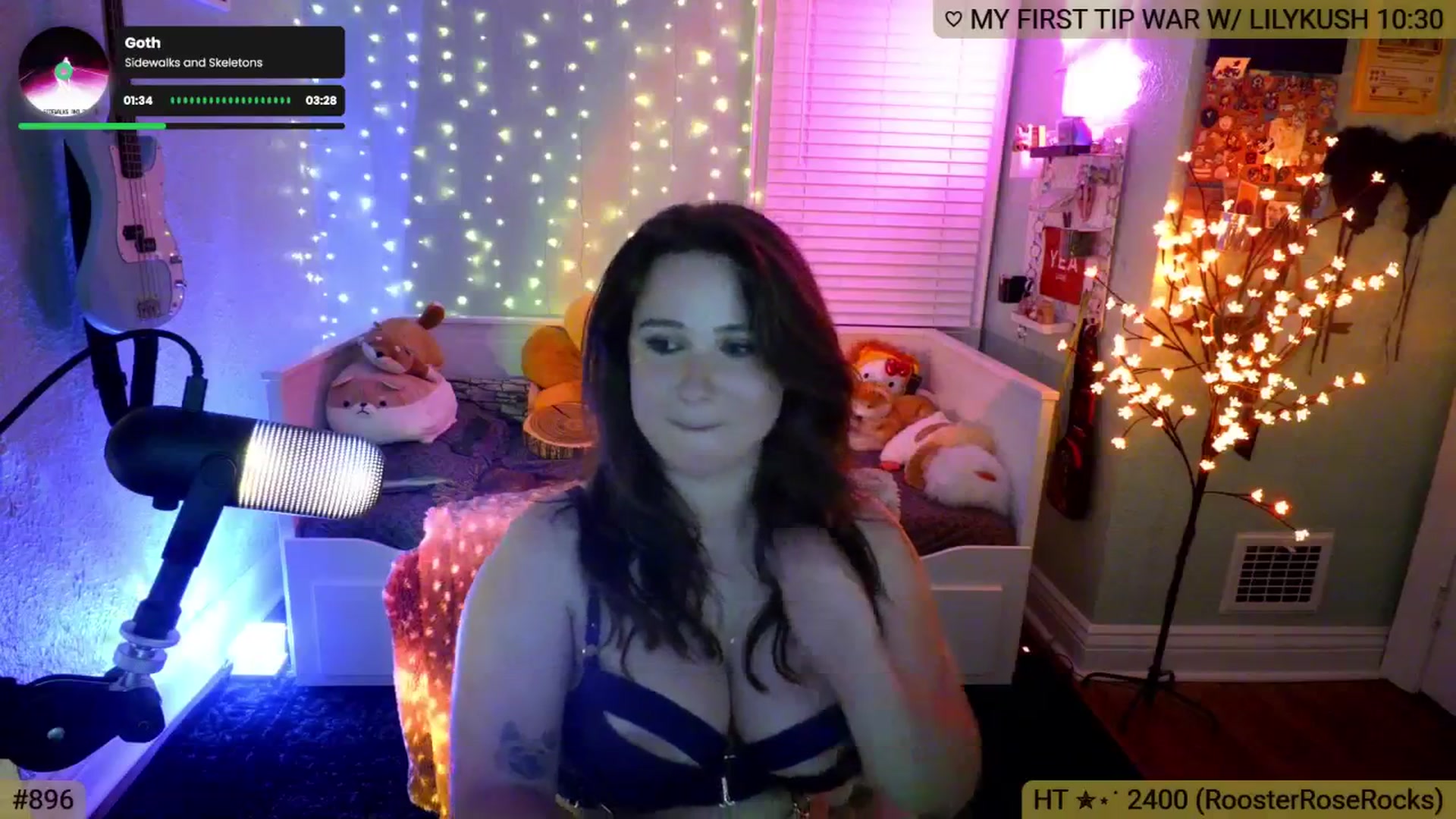Gallery image thumbnail from Jane_Fern's myfreecams stream on, 04/17/2026, 05:20 image 13 of 20