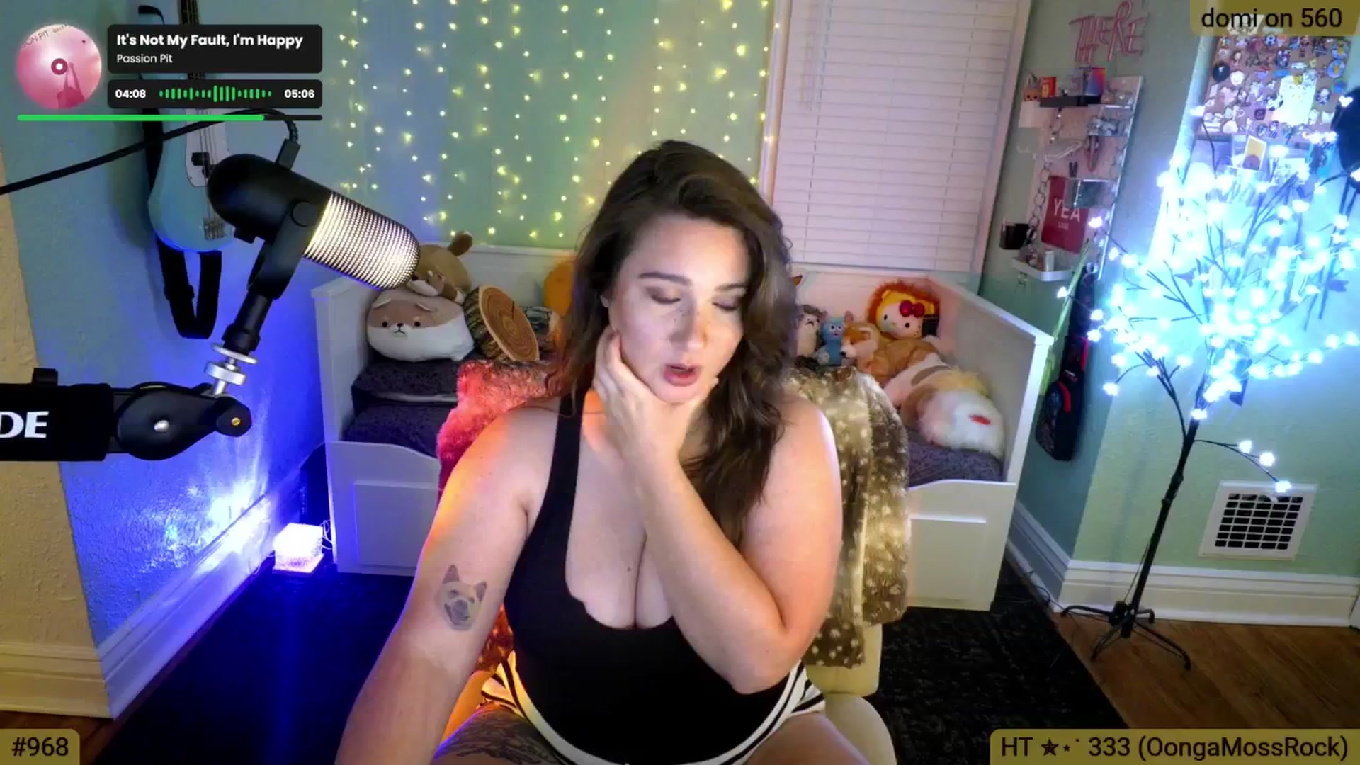 Gallery image thumbnail from Jane_Fern's myfreecams stream on, 04/23/2026, 03:51 image 5 of 20