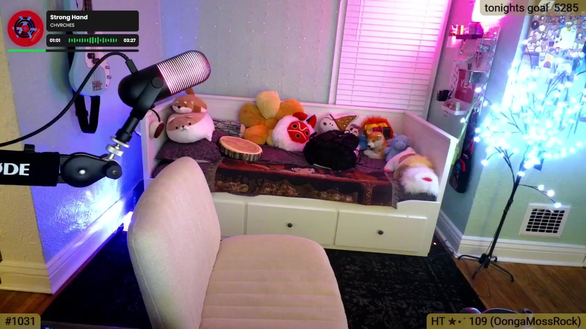 Gallery image thumbnail from Jane_Fern's myfreecams stream on, 04/30/2026, 04:55 image 13 of 20
