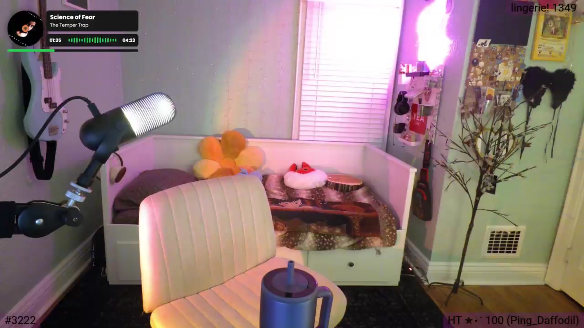 Gallery image thumbnail from Jane_Fern's myfreecams stream on, 05/13/2026, 04:38 image 17 of 20