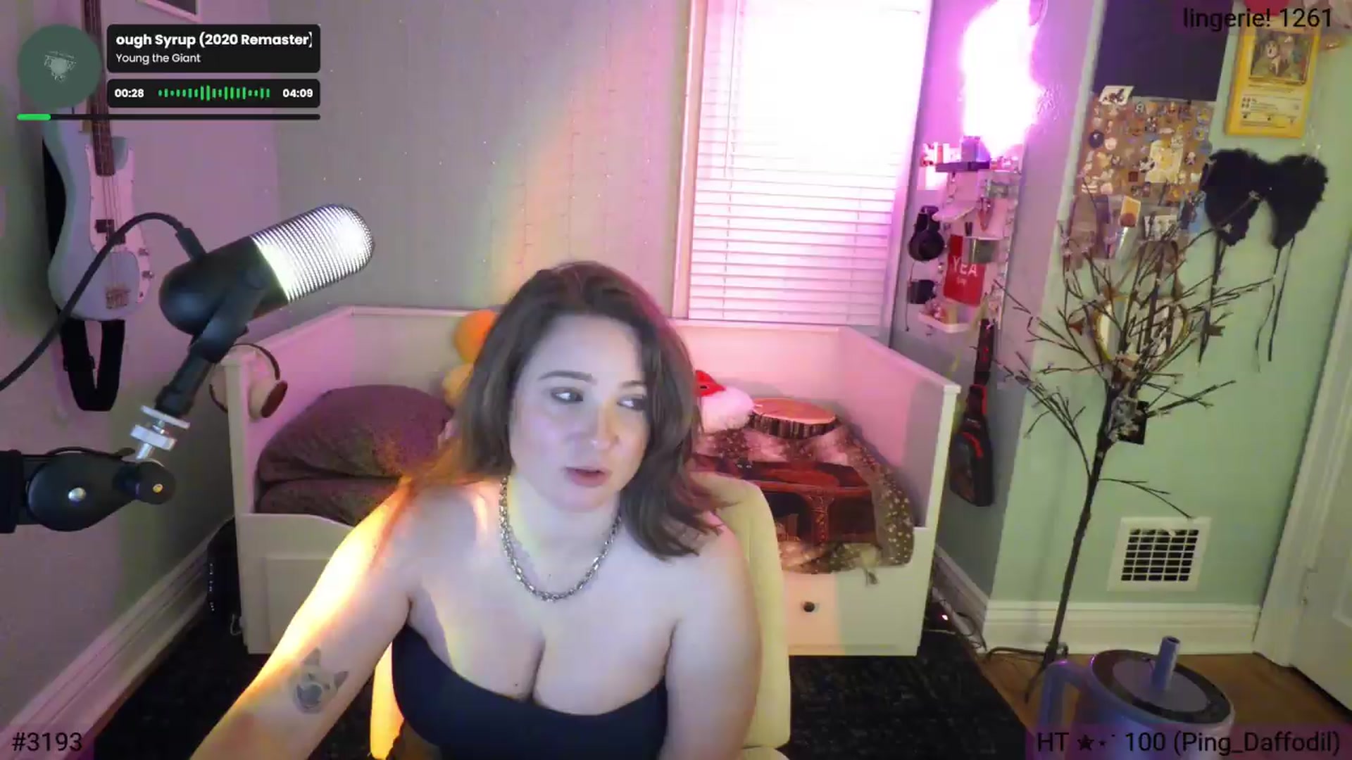 Gallery image thumbnail from Jane_Fern's myfreecams stream on, 05/13/2026, 04:38 image 19 of 20