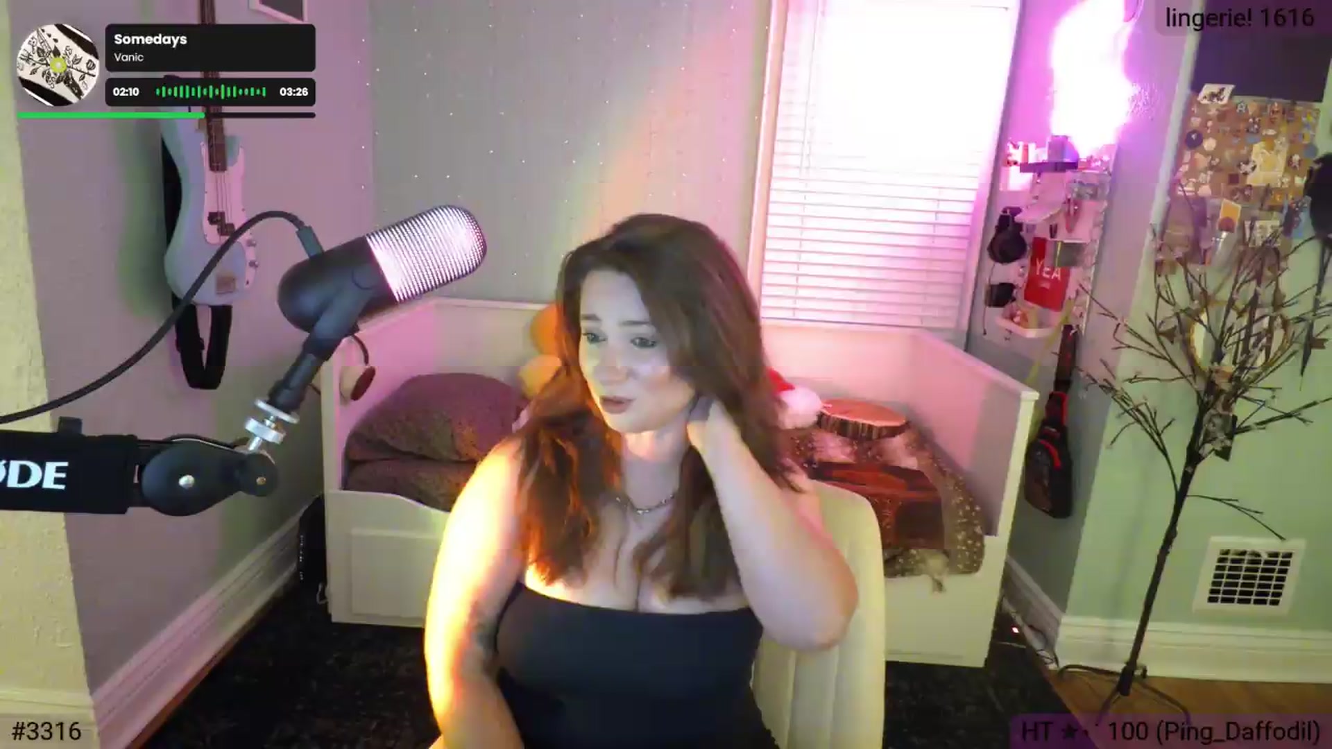 Gallery image thumbnail from Jane_Fern's myfreecams stream on, 05/13/2026, 04:38 image 7 of 20