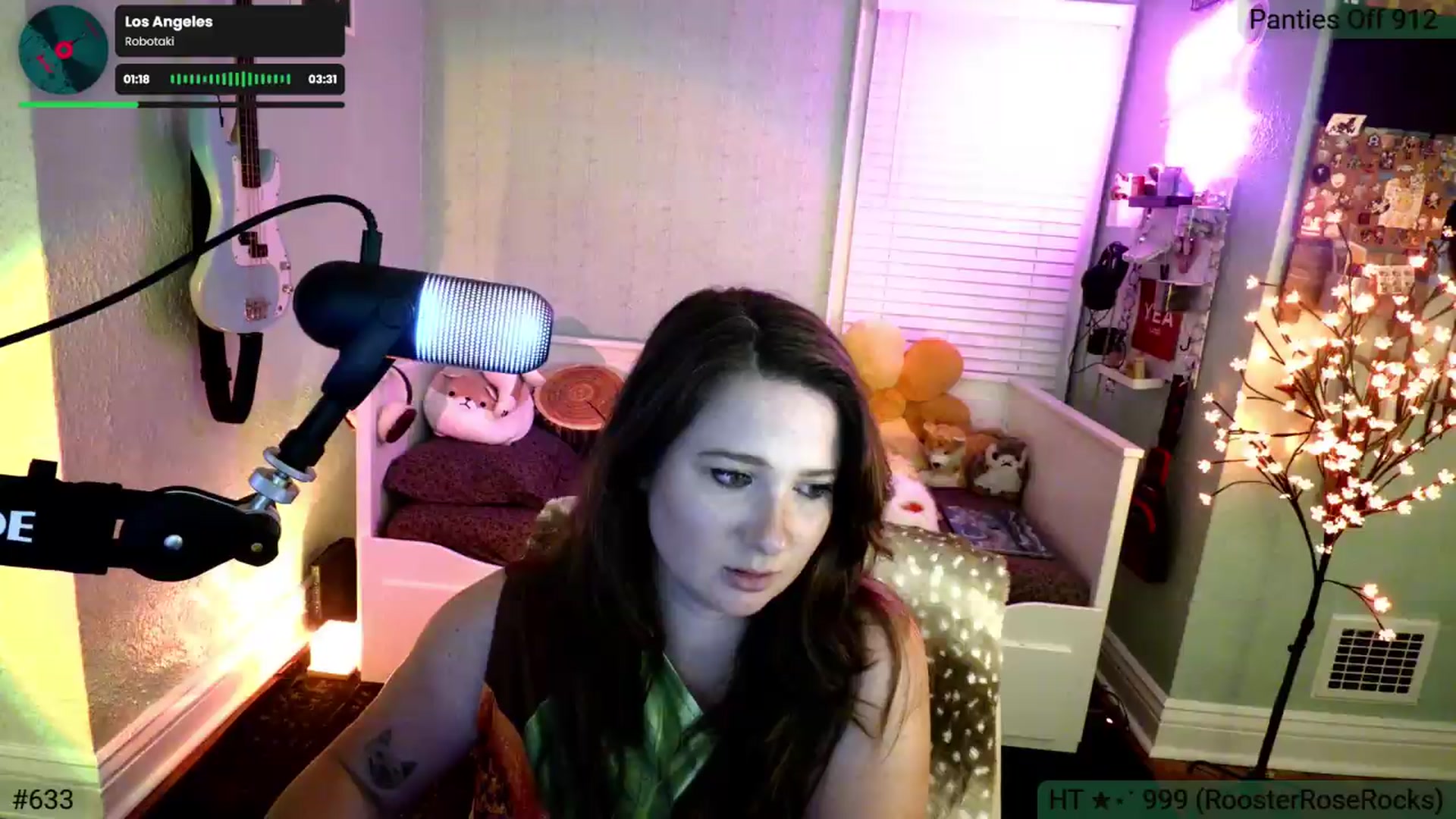 Gallery image thumbnail from Jane_Fern's myfreecams stream on, 06/09/2026, 05:04 image 9 of 20