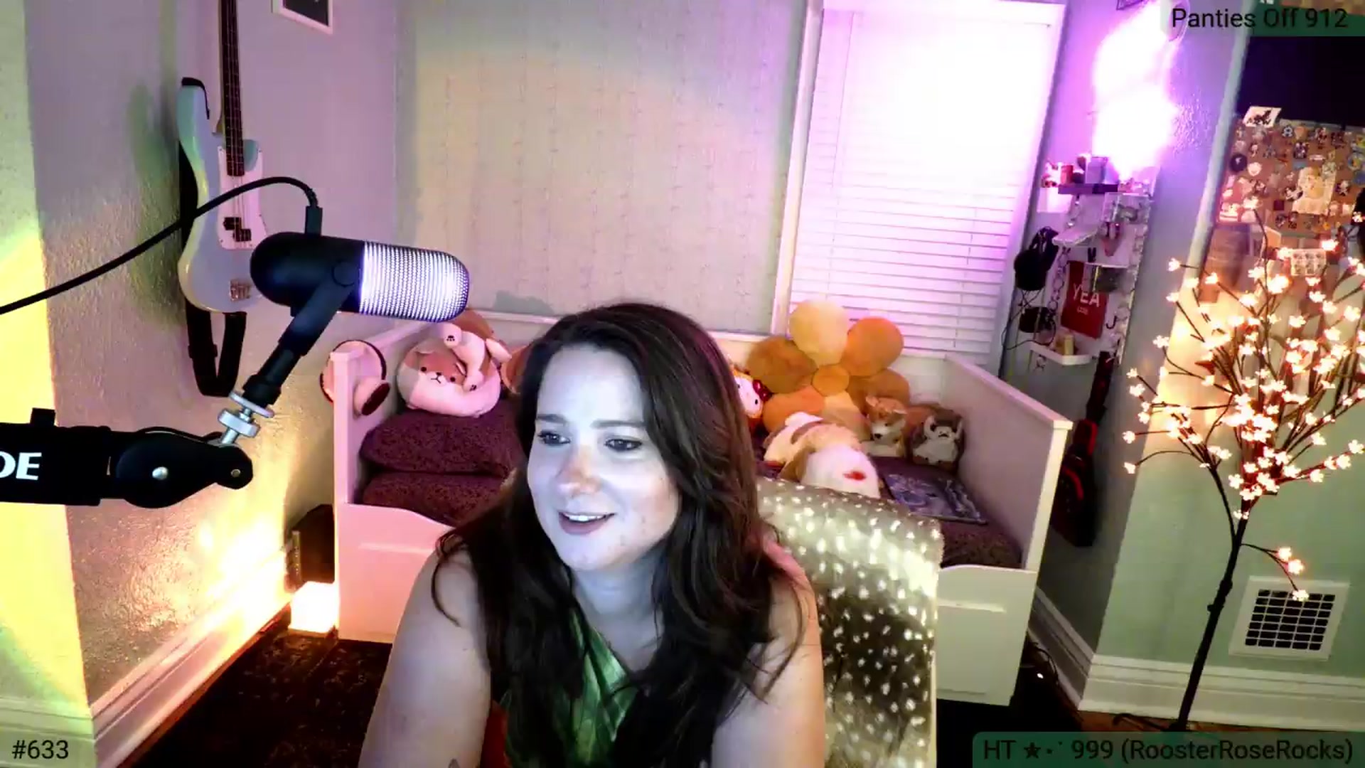 Gallery image thumbnail from Jane_Fern's myfreecams stream on, 06/09/2026, 05:04 image 8 of 20