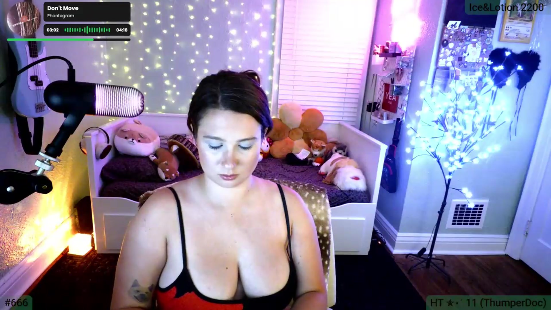 Gallery image thumbnail from Jane_Fern's myfreecams stream on, 06/10/2026, 03:28 image 8 of 20