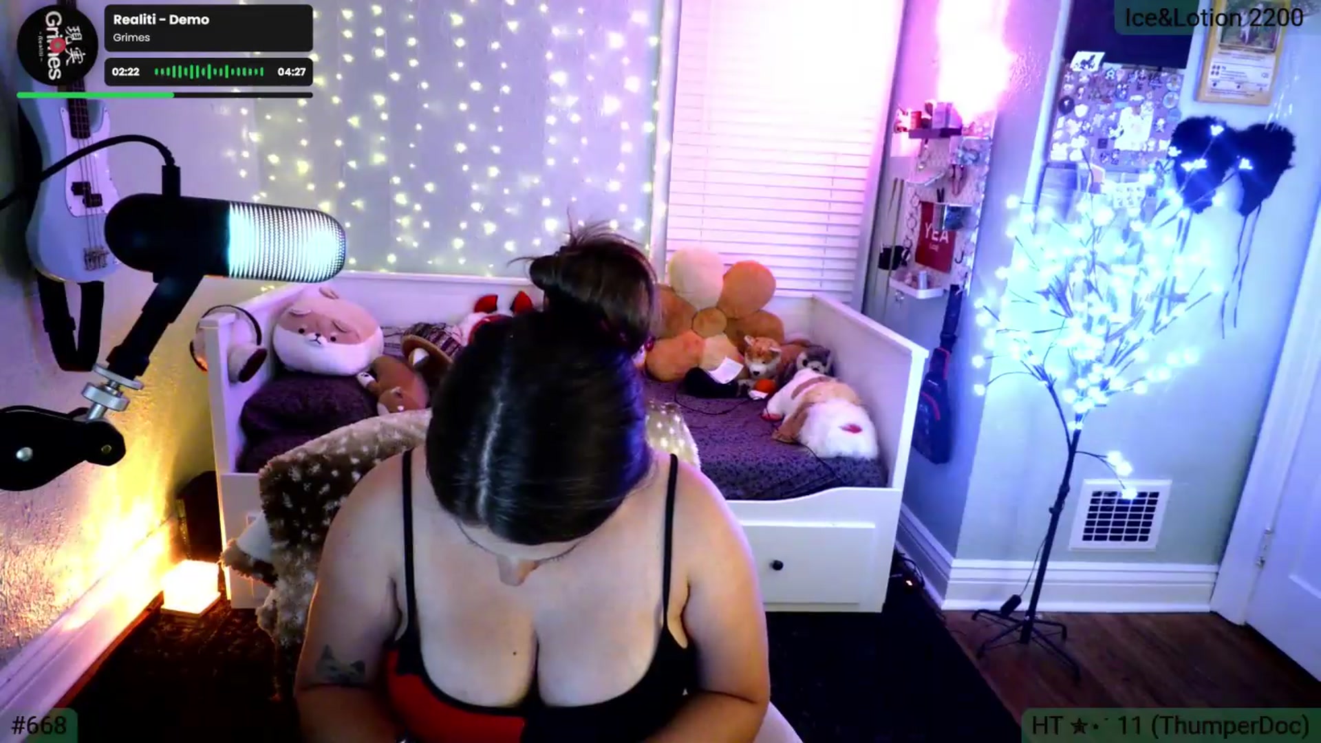 Gallery image thumbnail from Jane_Fern's myfreecams stream on, 06/10/2026, 03:28 image 20 of 20
