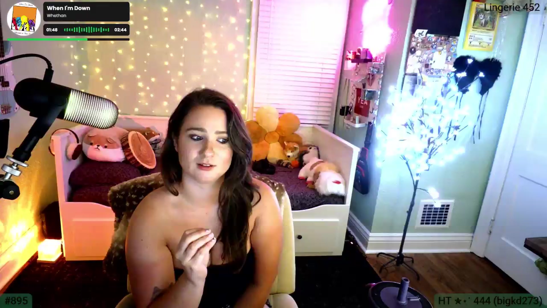 Gallery image thumbnail from Jane_Fern's myfreecams stream on, 06/16/2026, 04:26 image 9 of 20