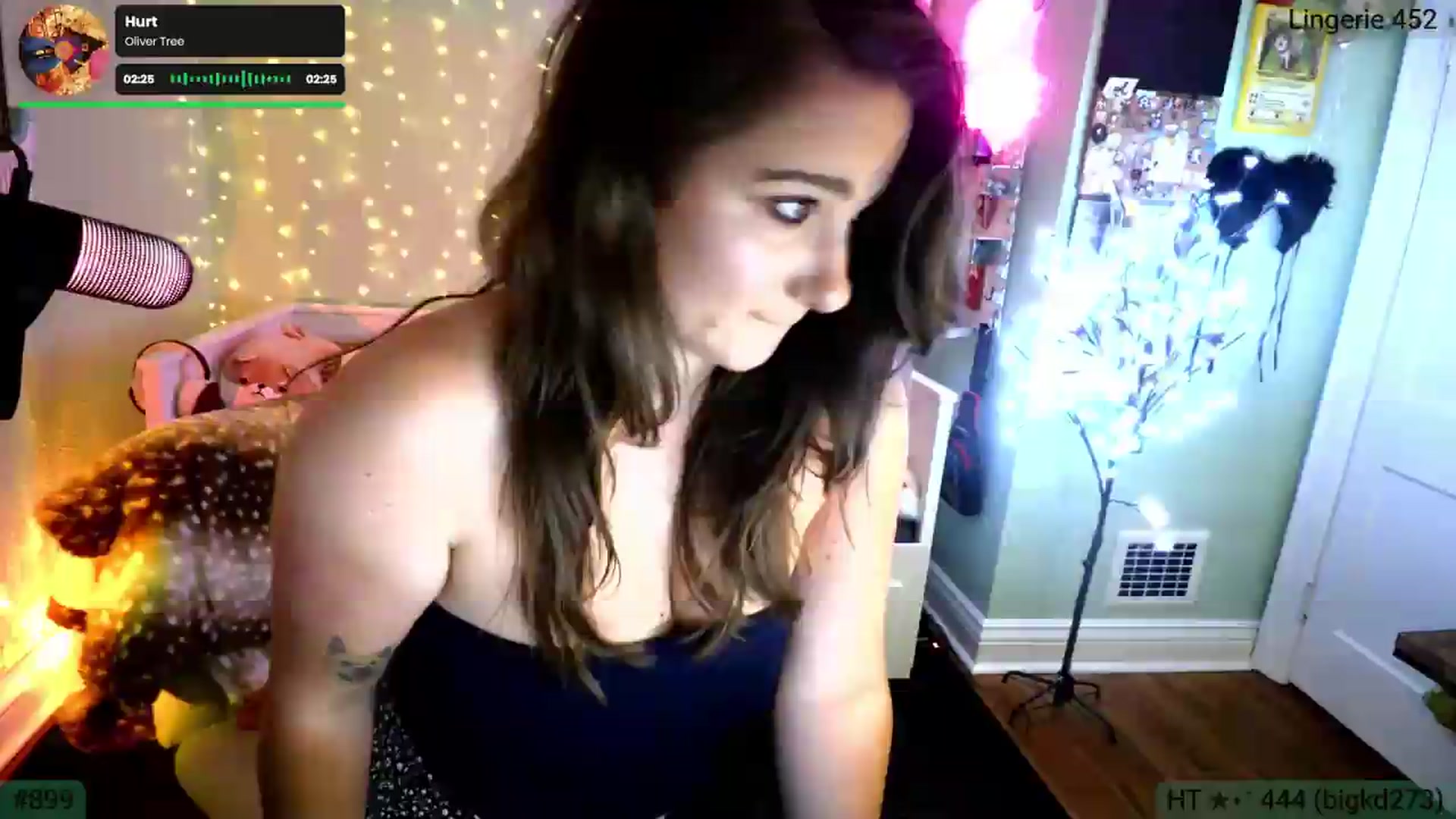 Gallery image thumbnail from Jane_Fern's myfreecams stream on, 06/16/2026, 04:26 image 4 of 20