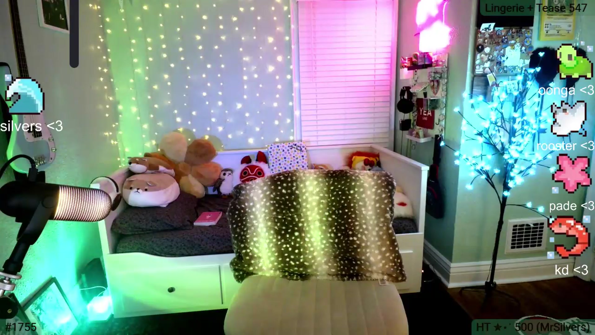 Gallery image thumbnail from Jane_Fern's myfreecams stream on, 07/28/2026, 04:17 image 16 of 20