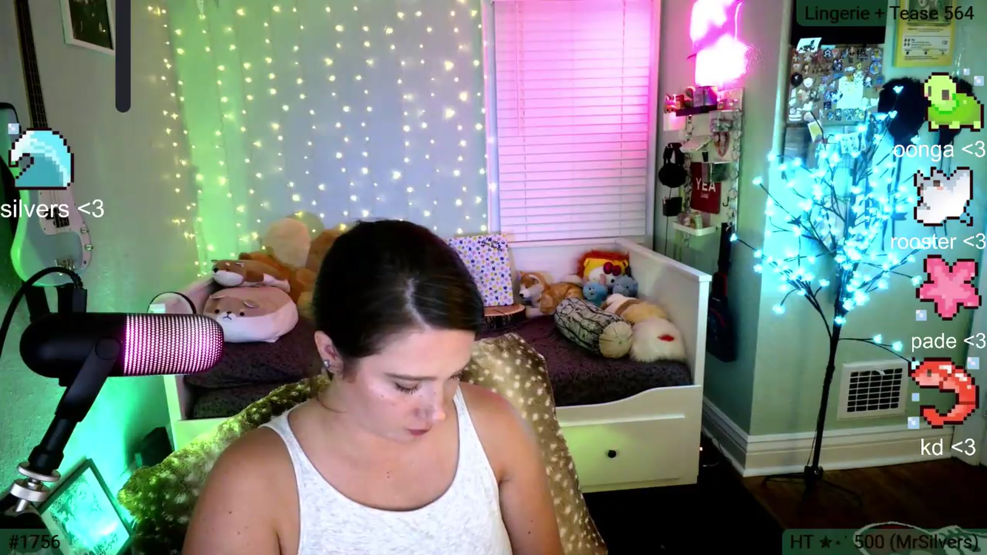 Gallery image thumbnail from Jane_Fern's myfreecams stream on, 07/28/2026, 04:17 image 14 of 20