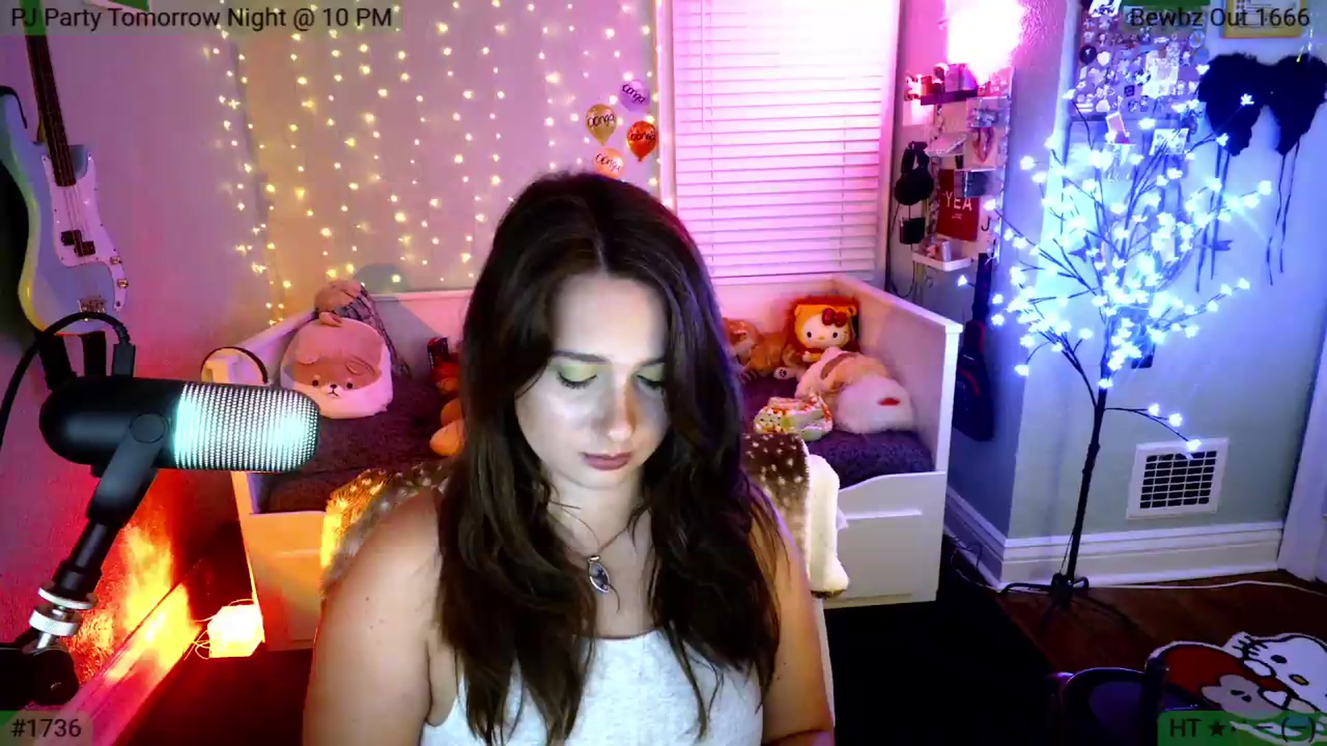 Gallery image thumbnail from Jane_Fern's myfreecams stream on, 08/05/2026, 02:31 image 1 of 20