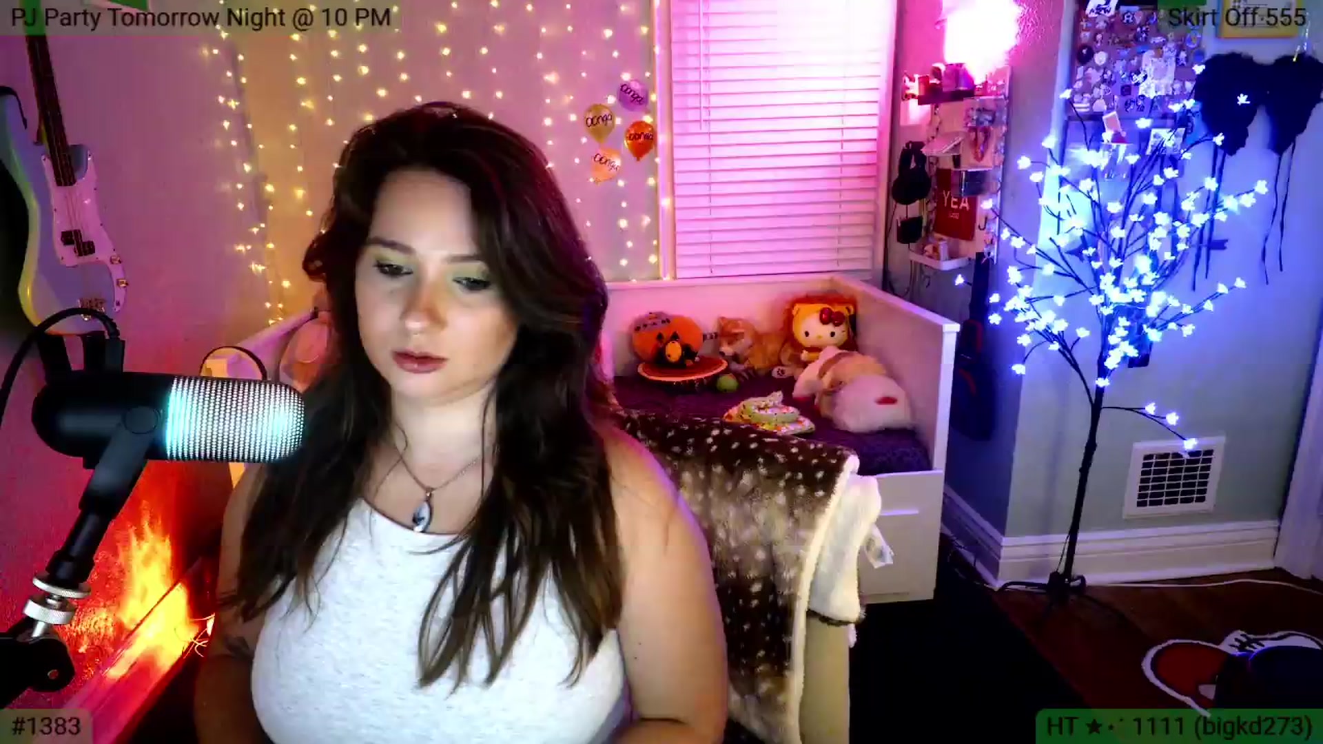 Gallery image thumbnail from Jane_Fern's myfreecams stream on, 08/05/2026, 02:31 image 17 of 20