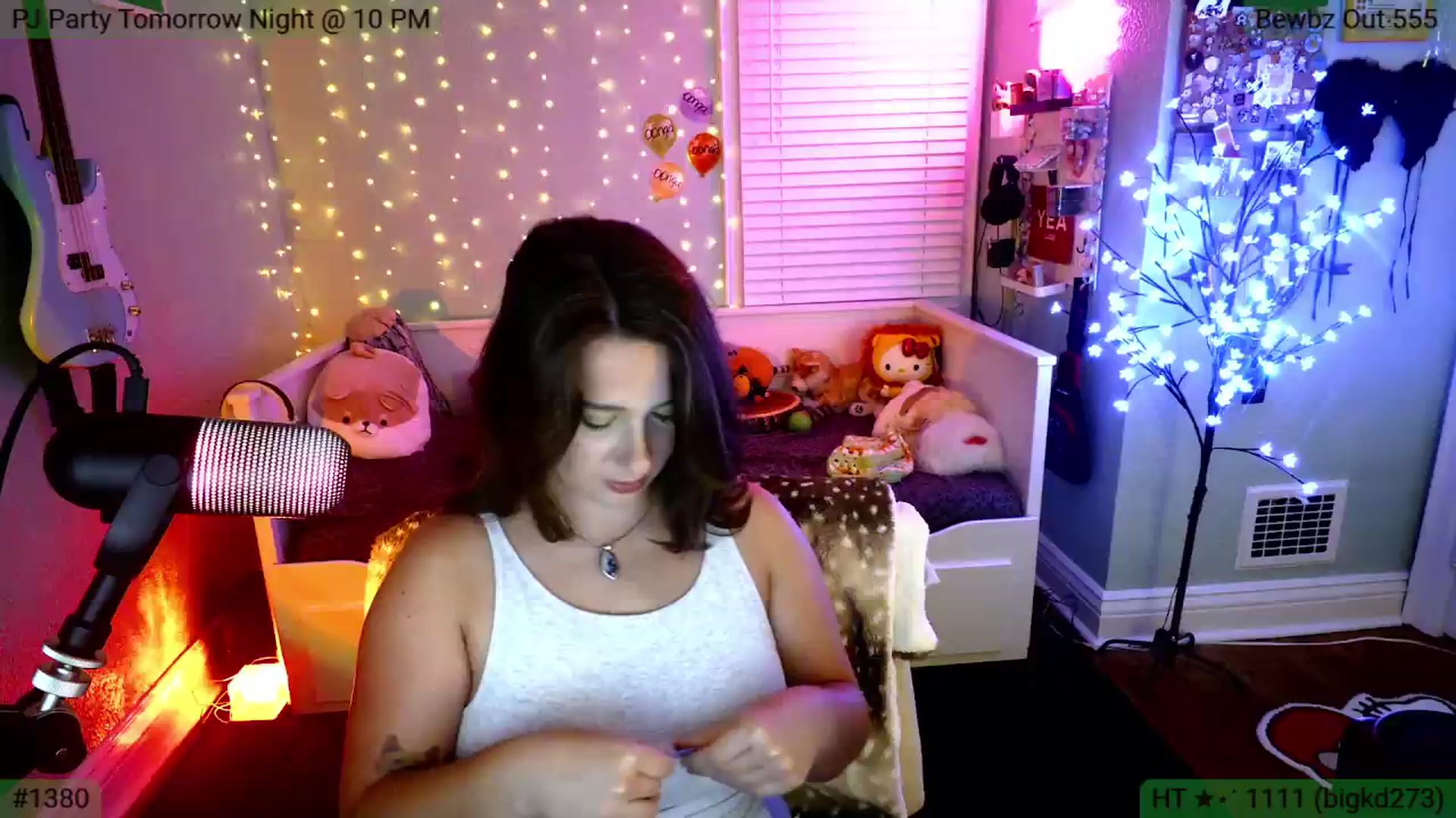 Gallery image thumbnail from Jane_Fern's myfreecams stream on, 08/05/2026, 02:31 image 5 of 20