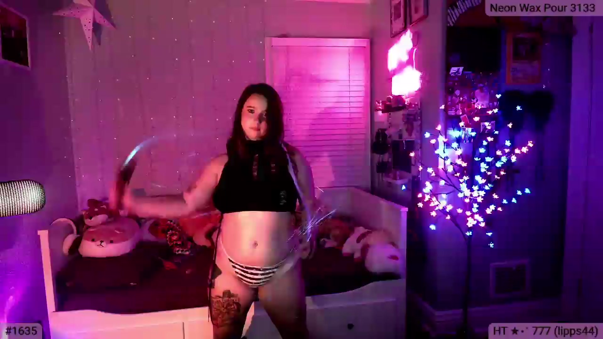 Gallery image thumbnail from Jane_Fern's myfreecams stream on, 09/04/2026, 05:49 image 6 of 20