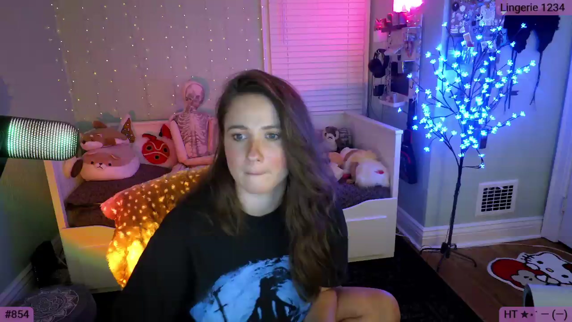 Gallery image thumbnail from Jane_Fern's myfreecams stream on, 09/25/2026, 03:46 image 5 of 20