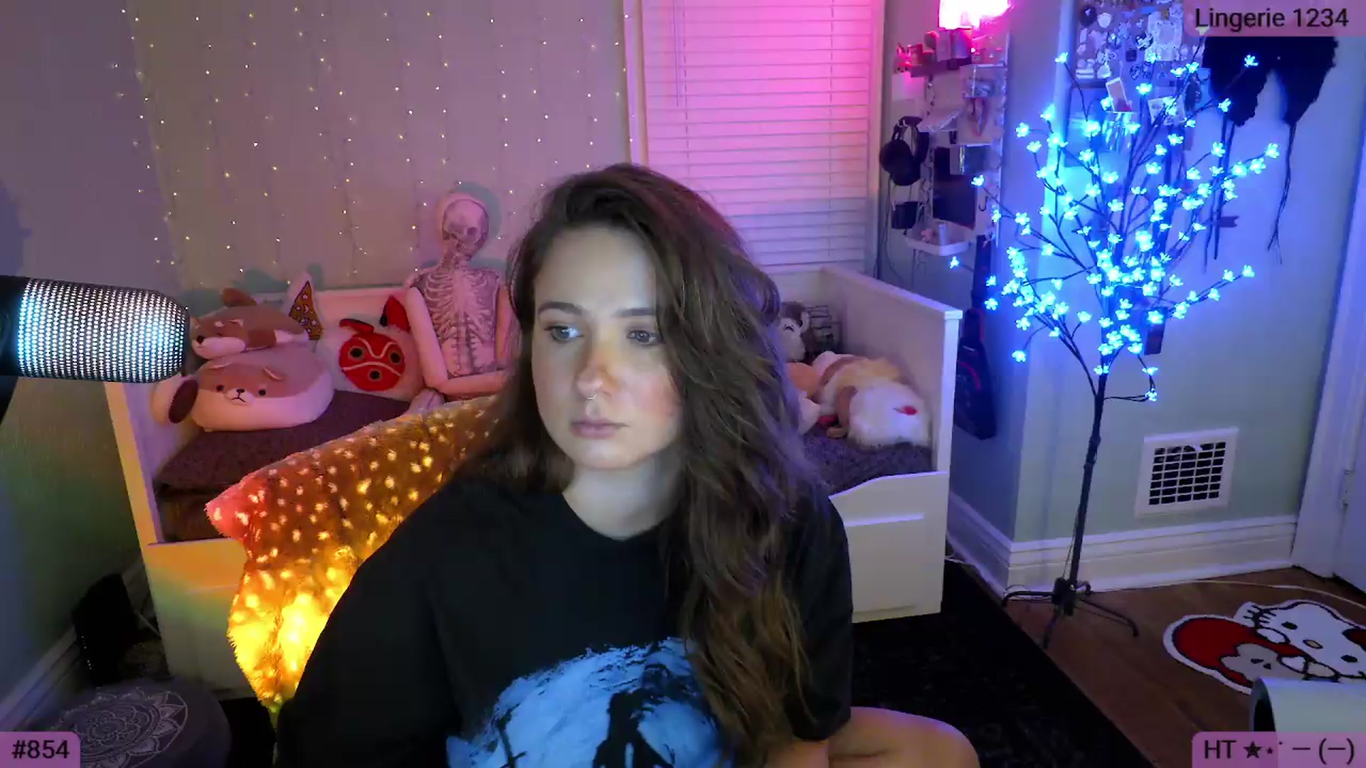 Gallery image thumbnail from Jane_Fern's myfreecams stream on, 09/25/2026, 03:46 image 14 of 20