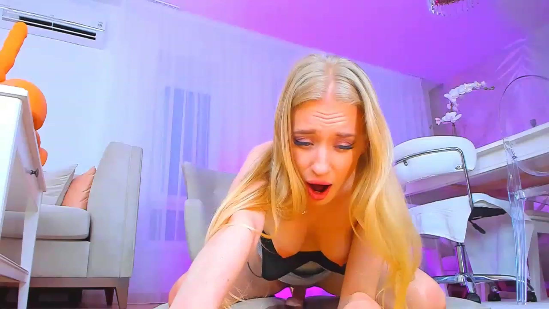 Gallery image thumbnail from Jane_Klein's myfreecams stream on, 11/26/2022, 09:35 image 20 of 20
