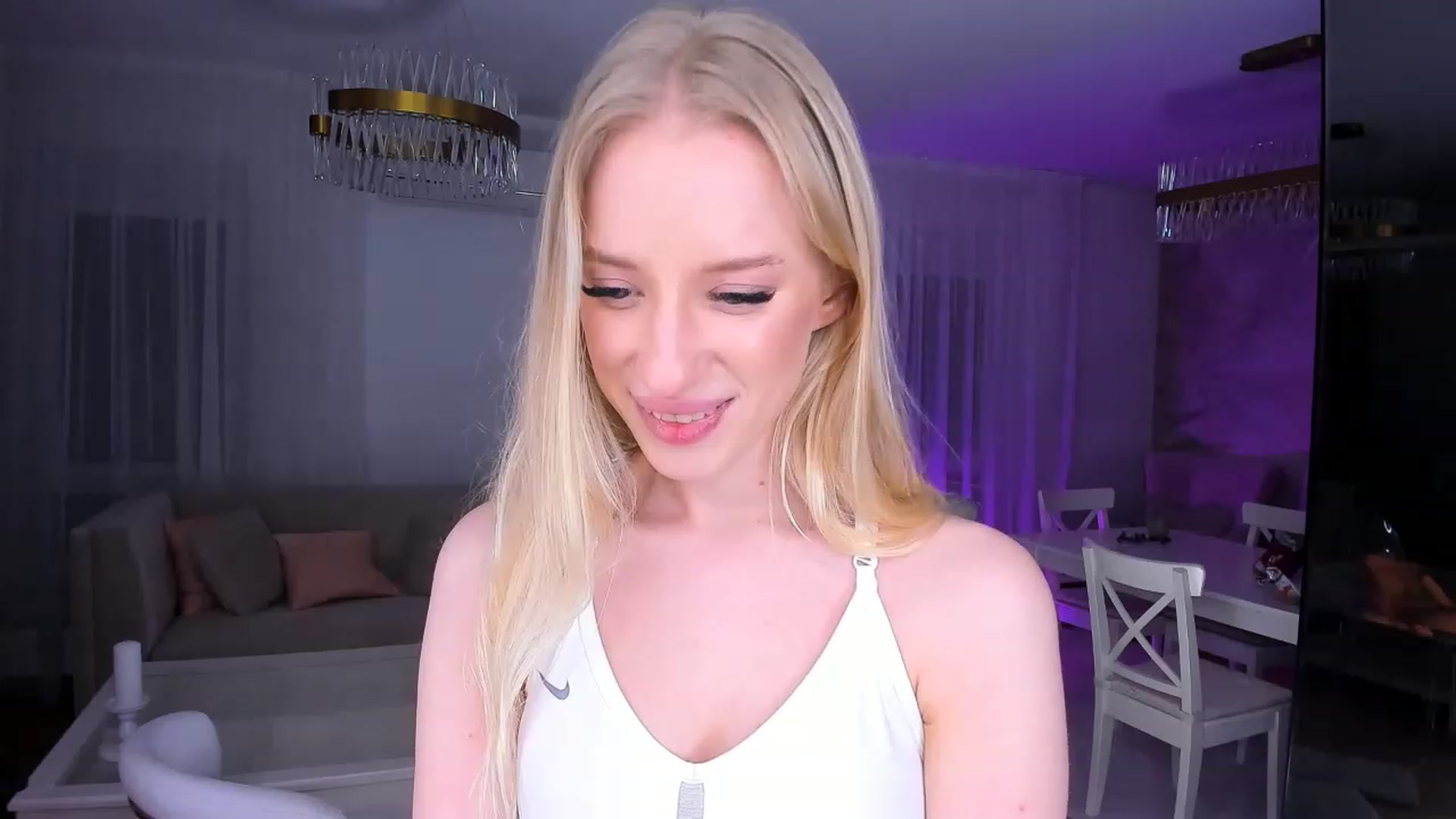 Gallery image thumbnail from Jane_Klein's myfreecams stream on, 05/04/2023, 06:36 image 20 of 20