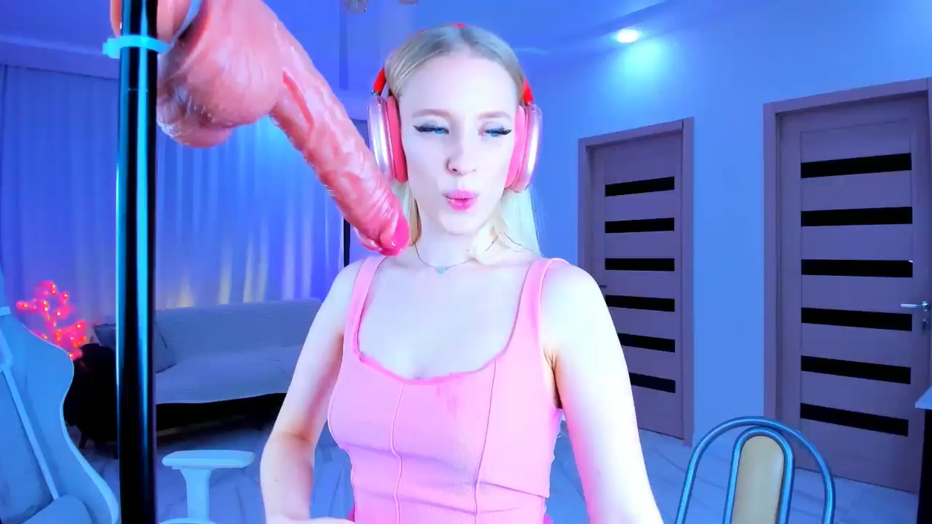 Gallery image thumbnail from Jane_Klein's myfreecams stream on, 01/24/2025, 21:29 image 1 of 20