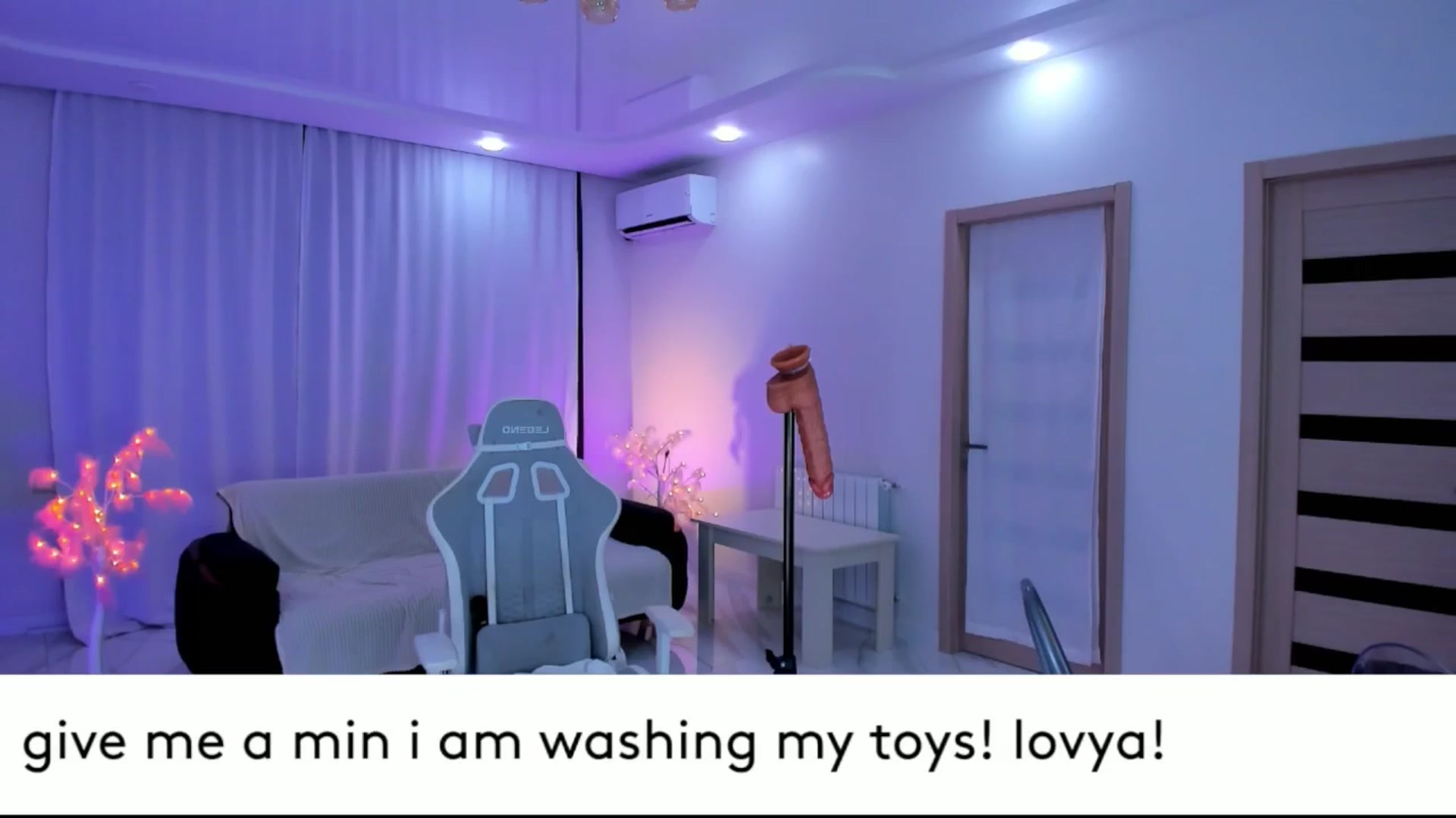 Gallery image thumbnail from Jane_Klein's myfreecams stream on, 07/08/2025, 07:17 image 12 of 20