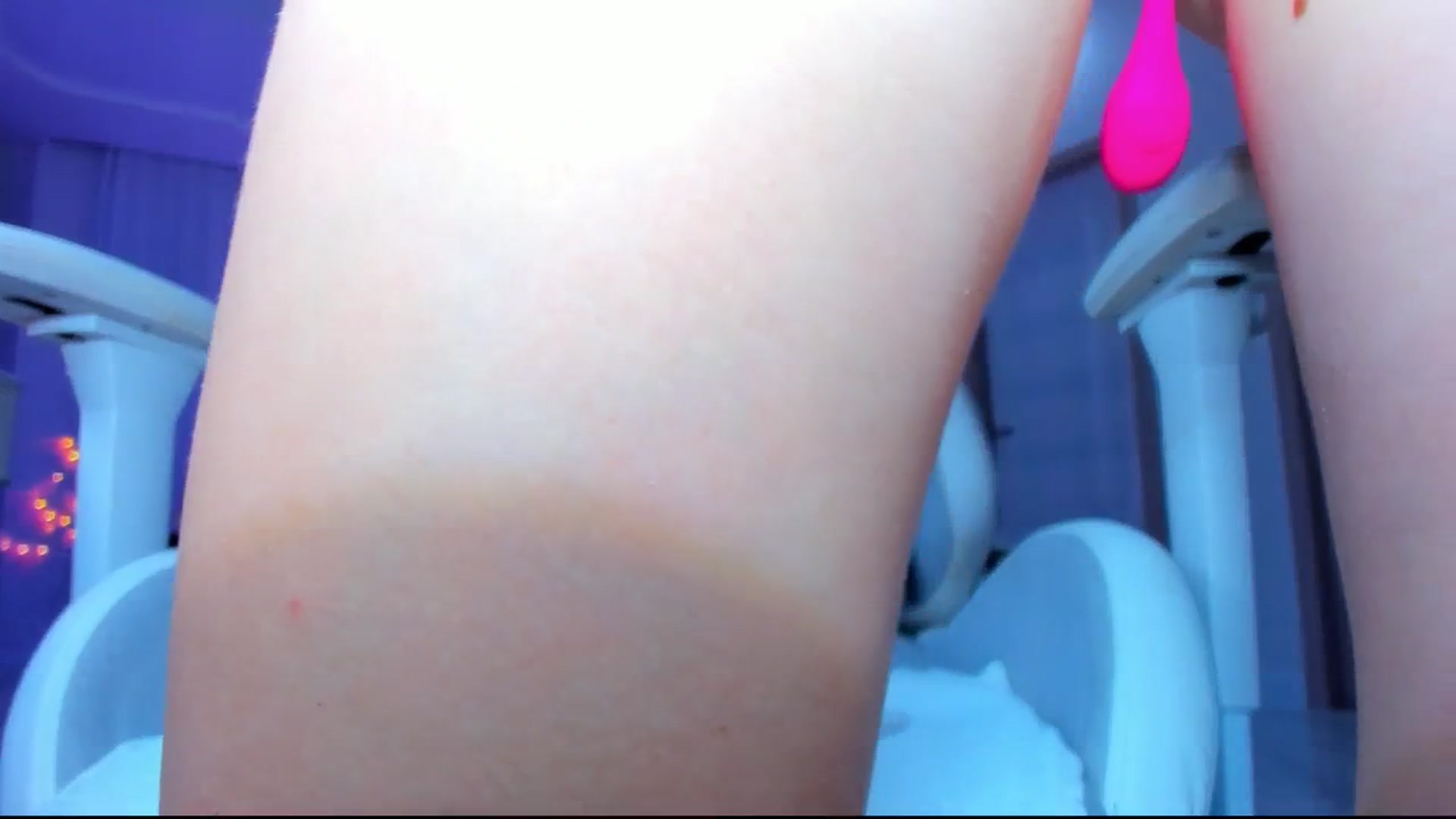 Gallery image thumbnail from Jane_Klein's myfreecams stream on, 08/04/2025, 02:32 image 11 of 20