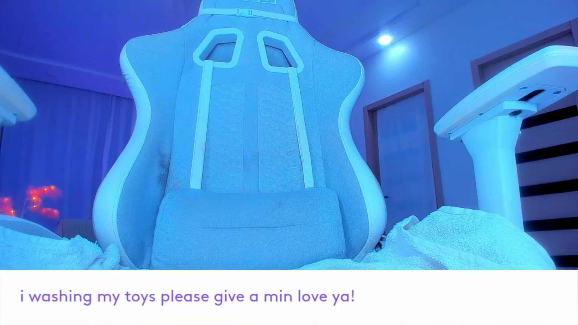 Gallery image thumbnail from Jane_Klein's myfreecams stream on, 08/20/2025, 08:03 image 1 of 20
