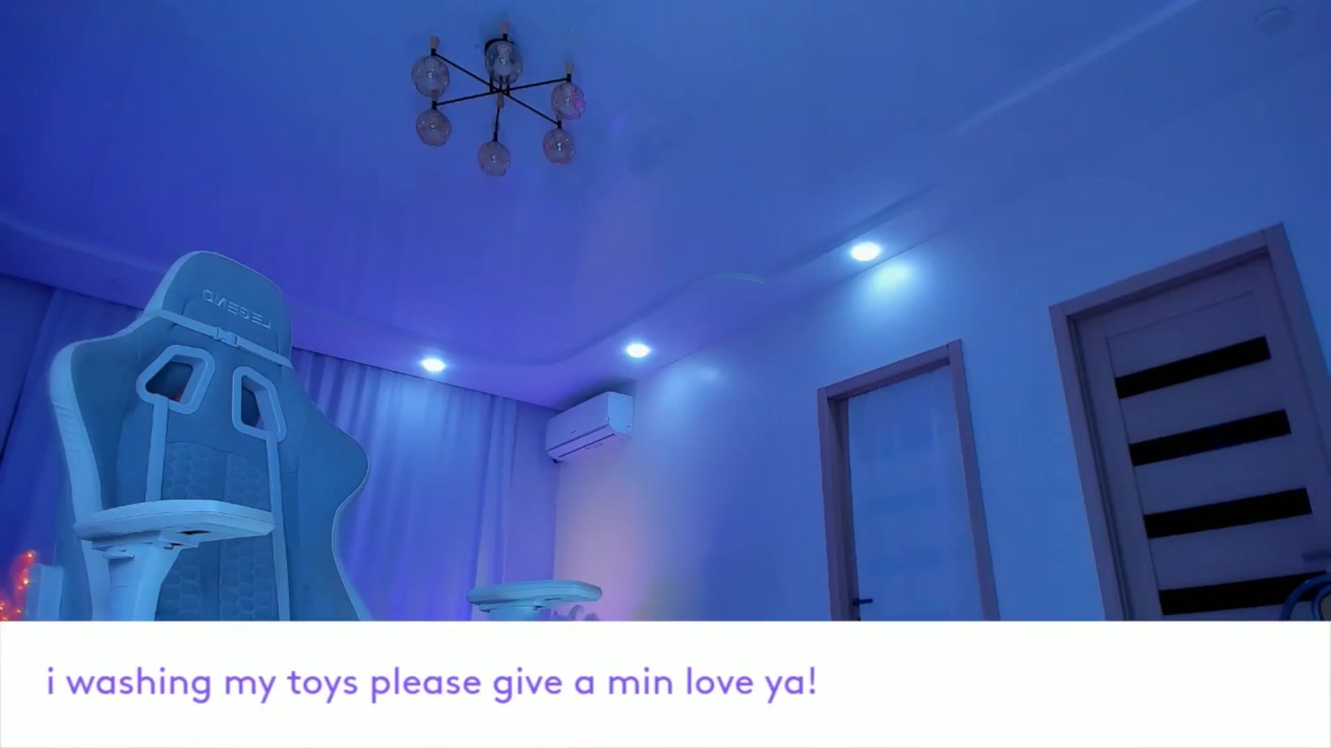 Gallery image thumbnail from Jane_Klein's myfreecams stream on, 08/21/2025, 07:13 image 7 of 20