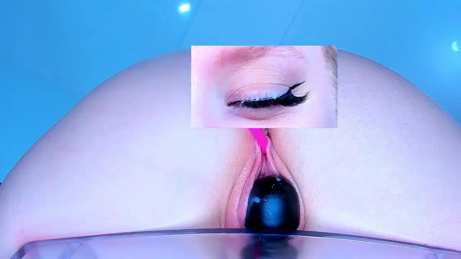 Gallery image thumbnail from Jane_Klein's myfreecams stream on, 11/28/2025, 24:04 image 14 of 20