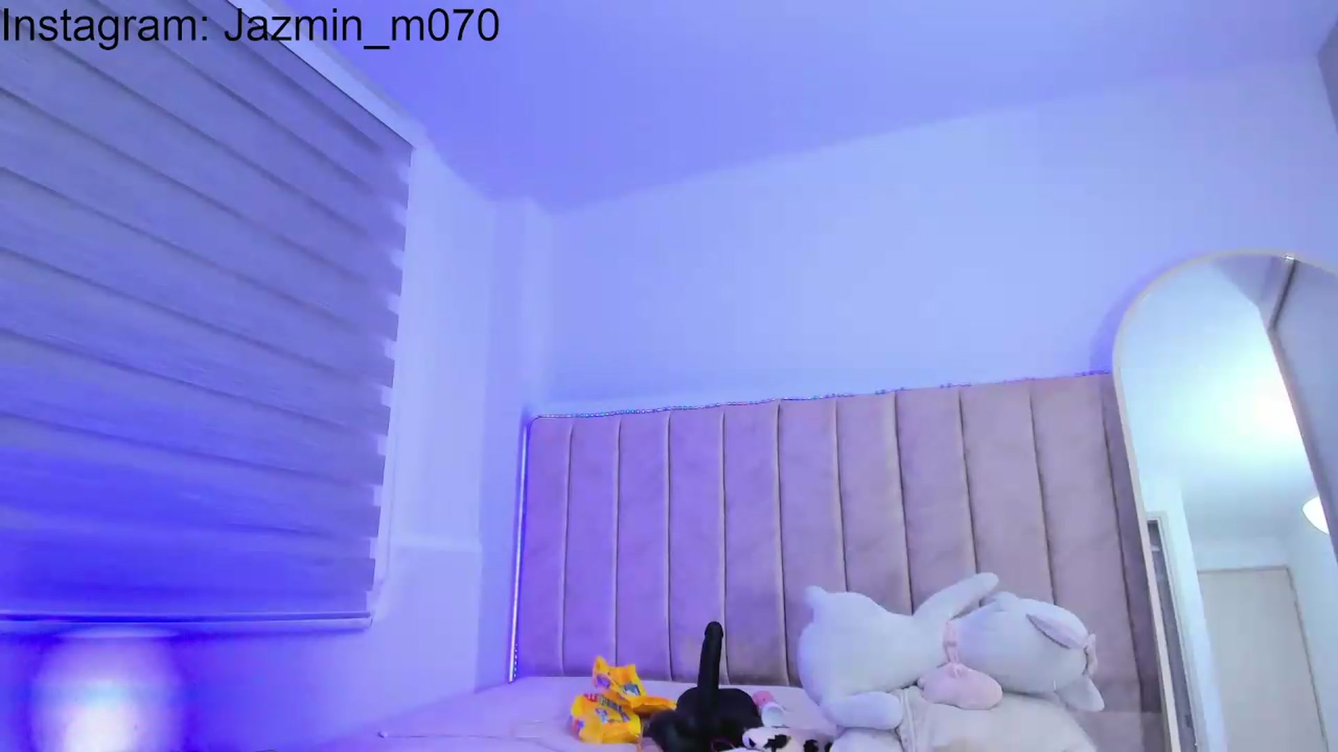 Gallery image thumbnail from Jane_Moore's myfreecams stream on, 06/25/2026, 08:41 image 4 of 20