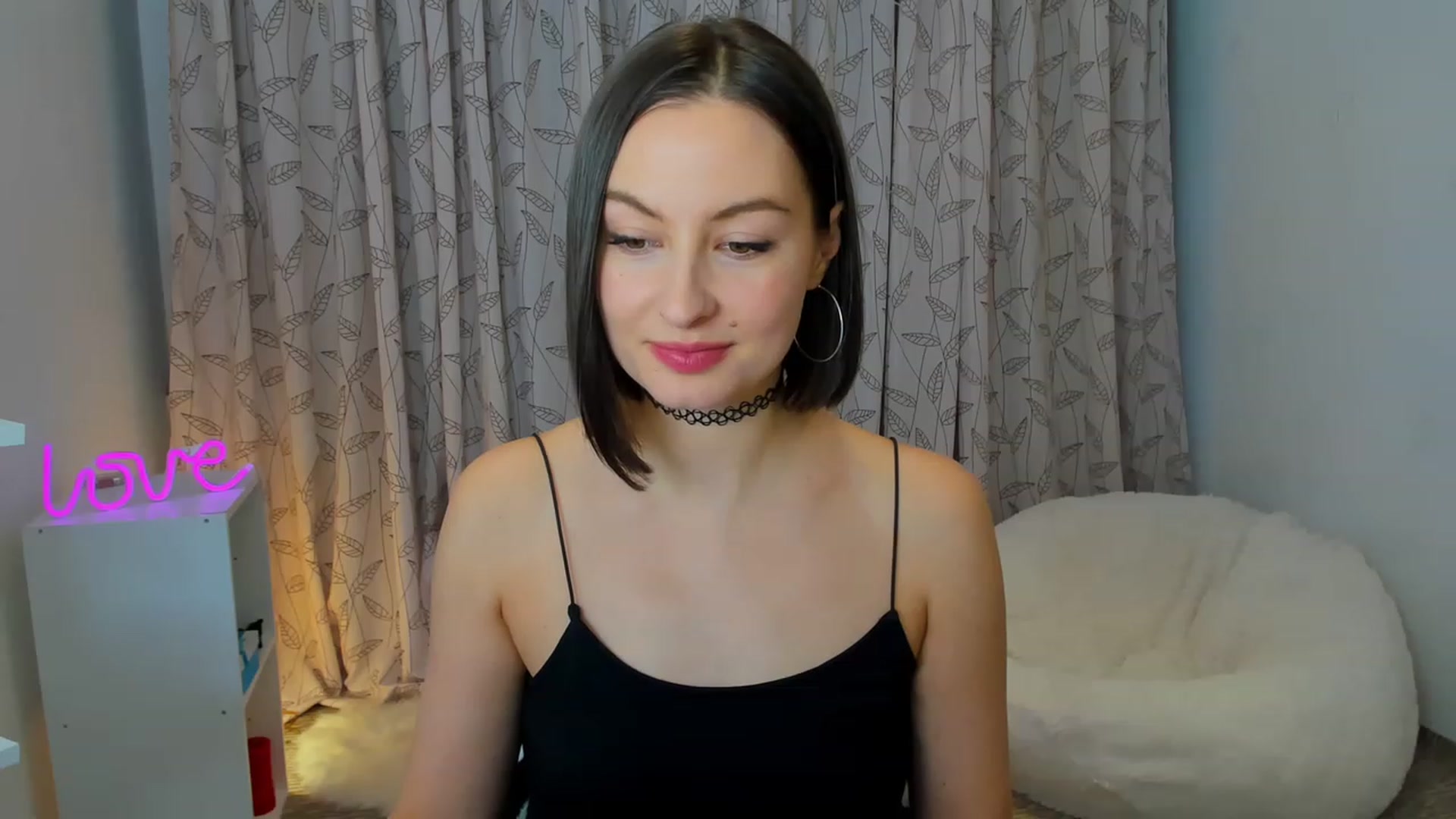 Gallery image thumbnail from Jane__Bond's myfreecams stream on, 01/15/2023, 14:31 image 2 of 20
