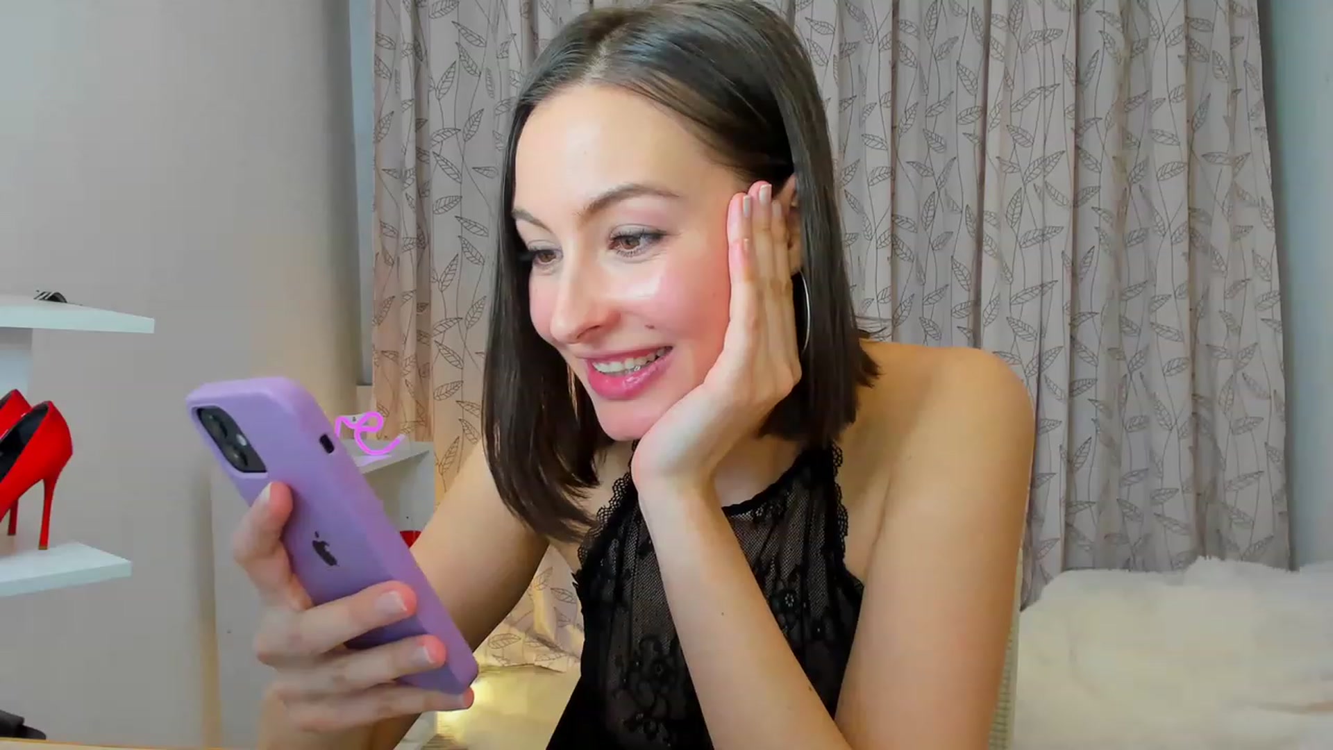 Gallery image thumbnail from Jane__Bond's myfreecams stream on, 02/12/2023, 17:16 image 9 of 20