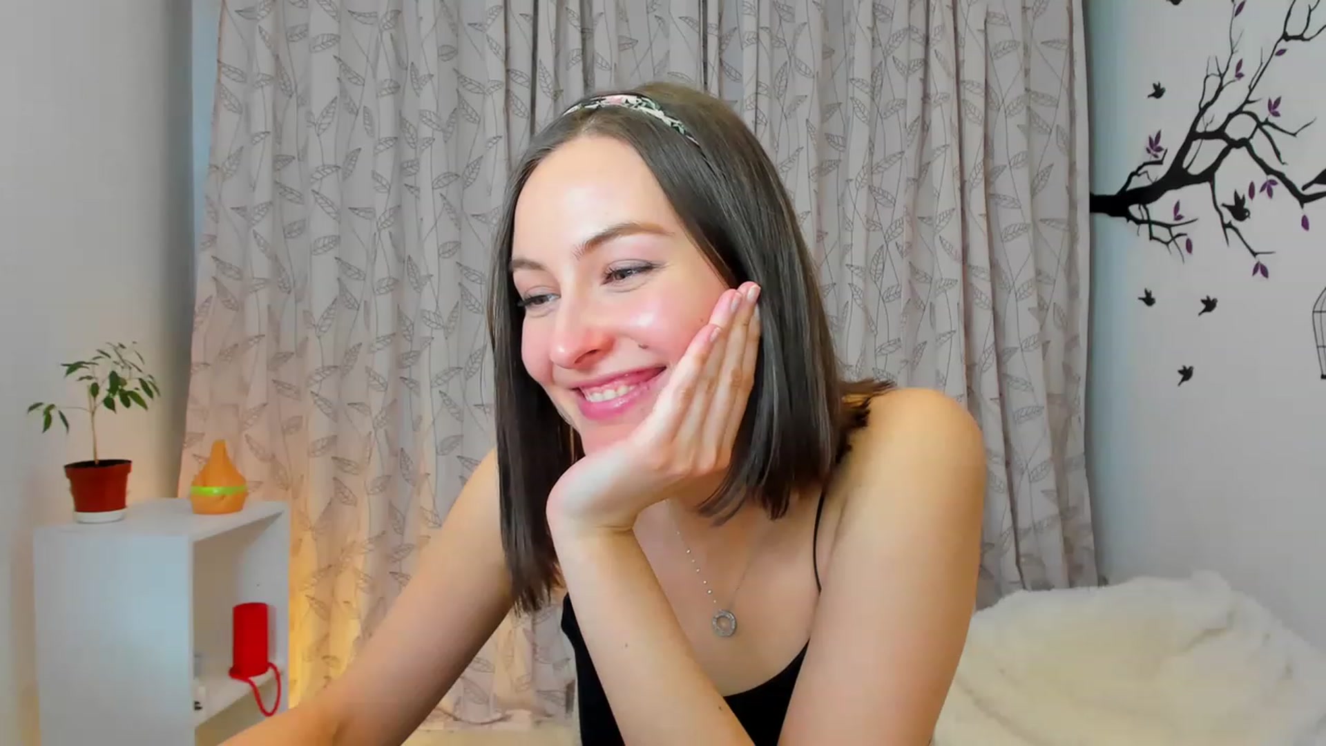 Gallery image thumbnail from Jane__Bond's myfreecams stream on, 03/19/2023, 17:04 image 7 of 20