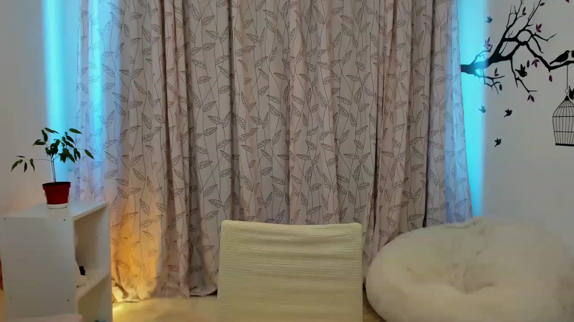Gallery image thumbnail from Jane__Bond's myfreecams stream on, 06/04/2023, 16:28 image 7 of 20