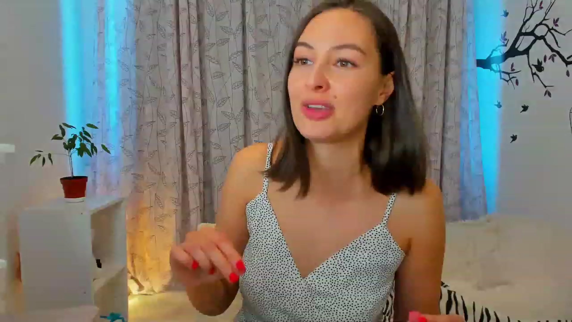 Gallery image thumbnail from Jane__Bond's myfreecams stream on, 06/04/2023, 17:28 image 6 of 20