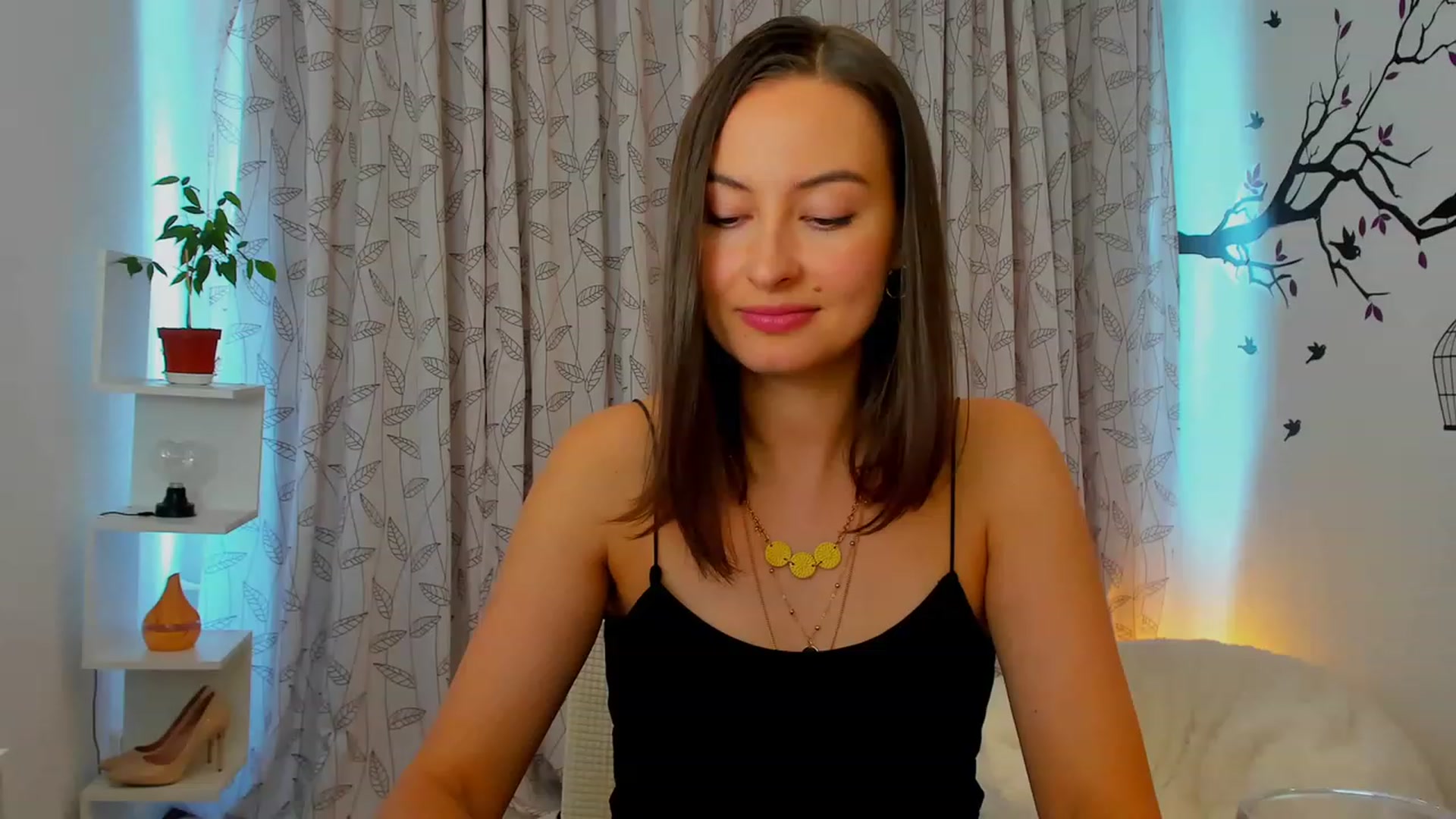 Gallery image thumbnail from Jane__Bond's myfreecams stream on, 09/10/2023, 11:25 image 3 of 20
