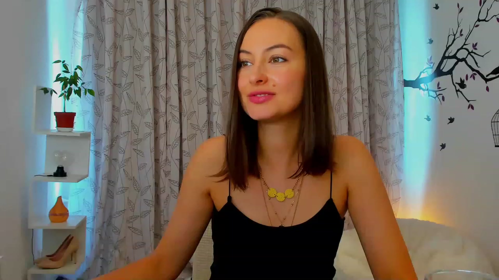 Gallery image thumbnail from Jane__Bond's myfreecams stream on, 09/10/2023, 11:25 image 4 of 20