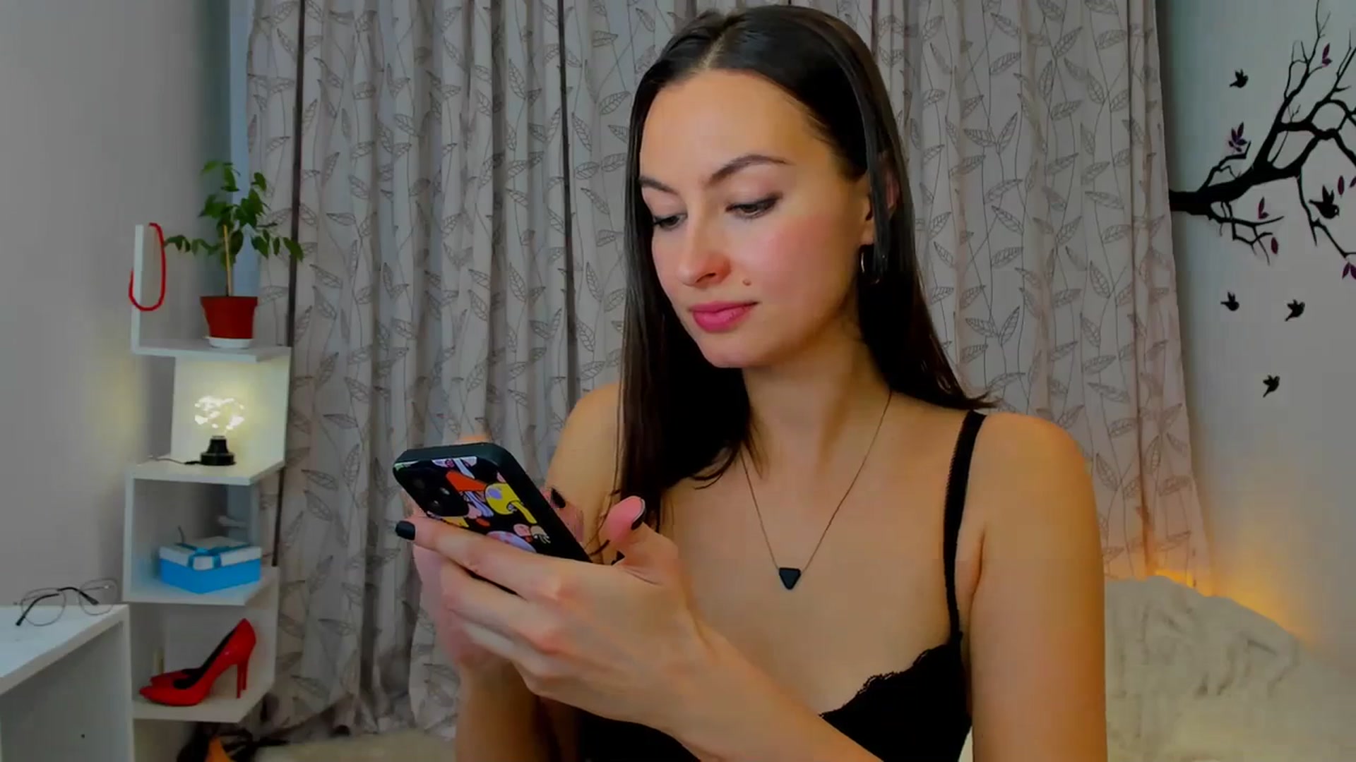 Gallery image thumbnail from Jane__Bond's myfreecams stream on, 11/05/2023, 17:08 image 8 of 20